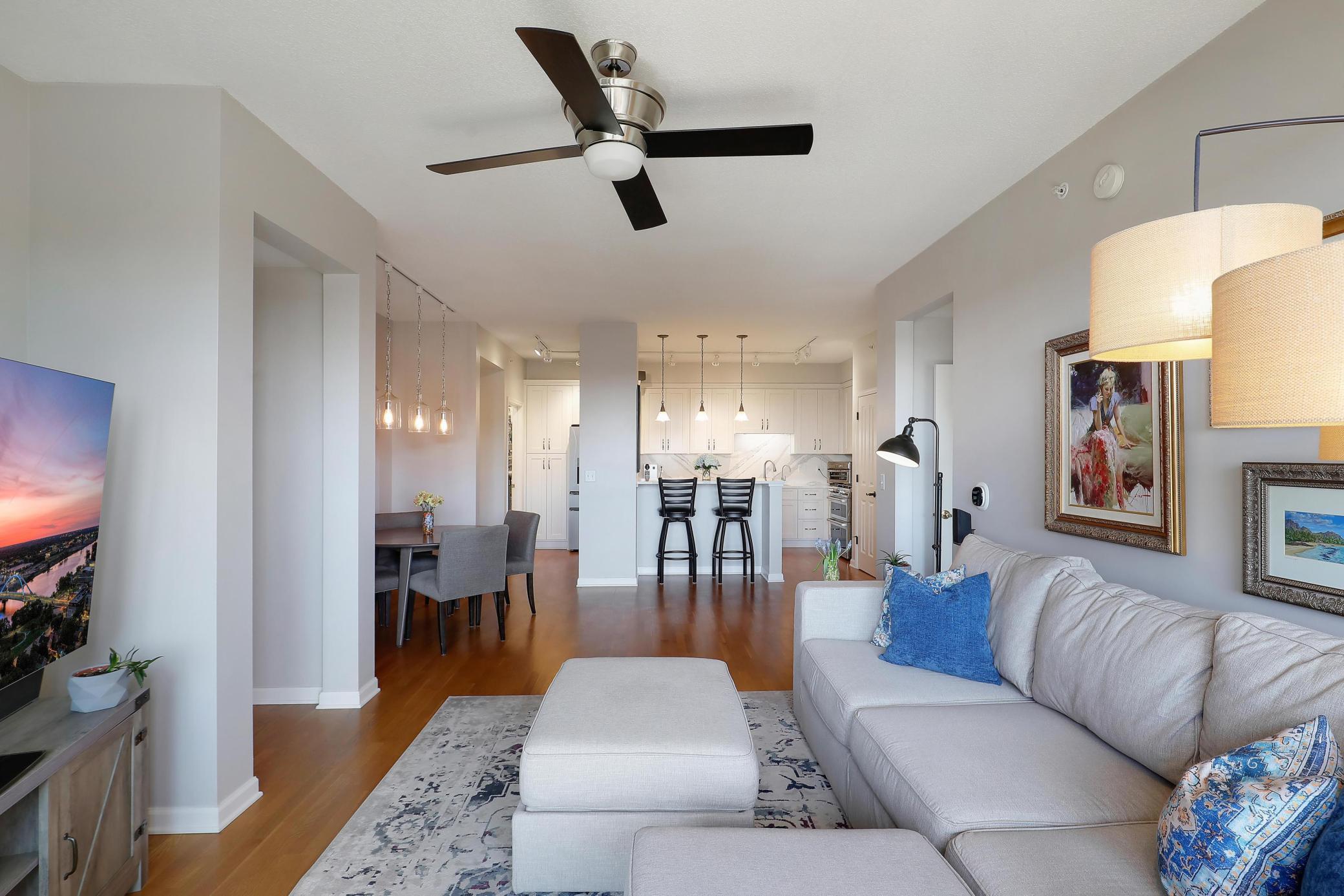 500 E Grant Street Unit: 707