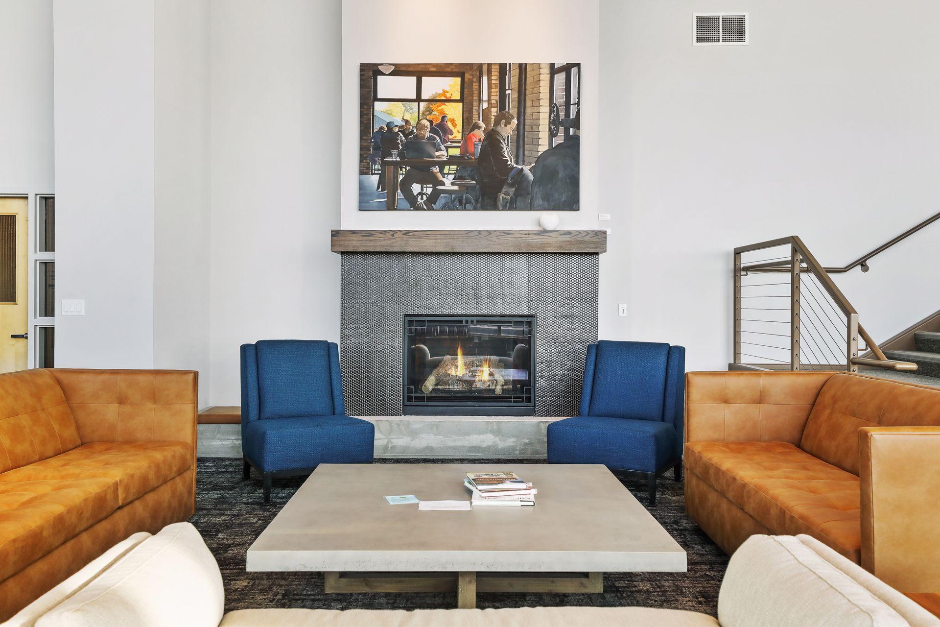 215 10th Avenue S Unit: 708