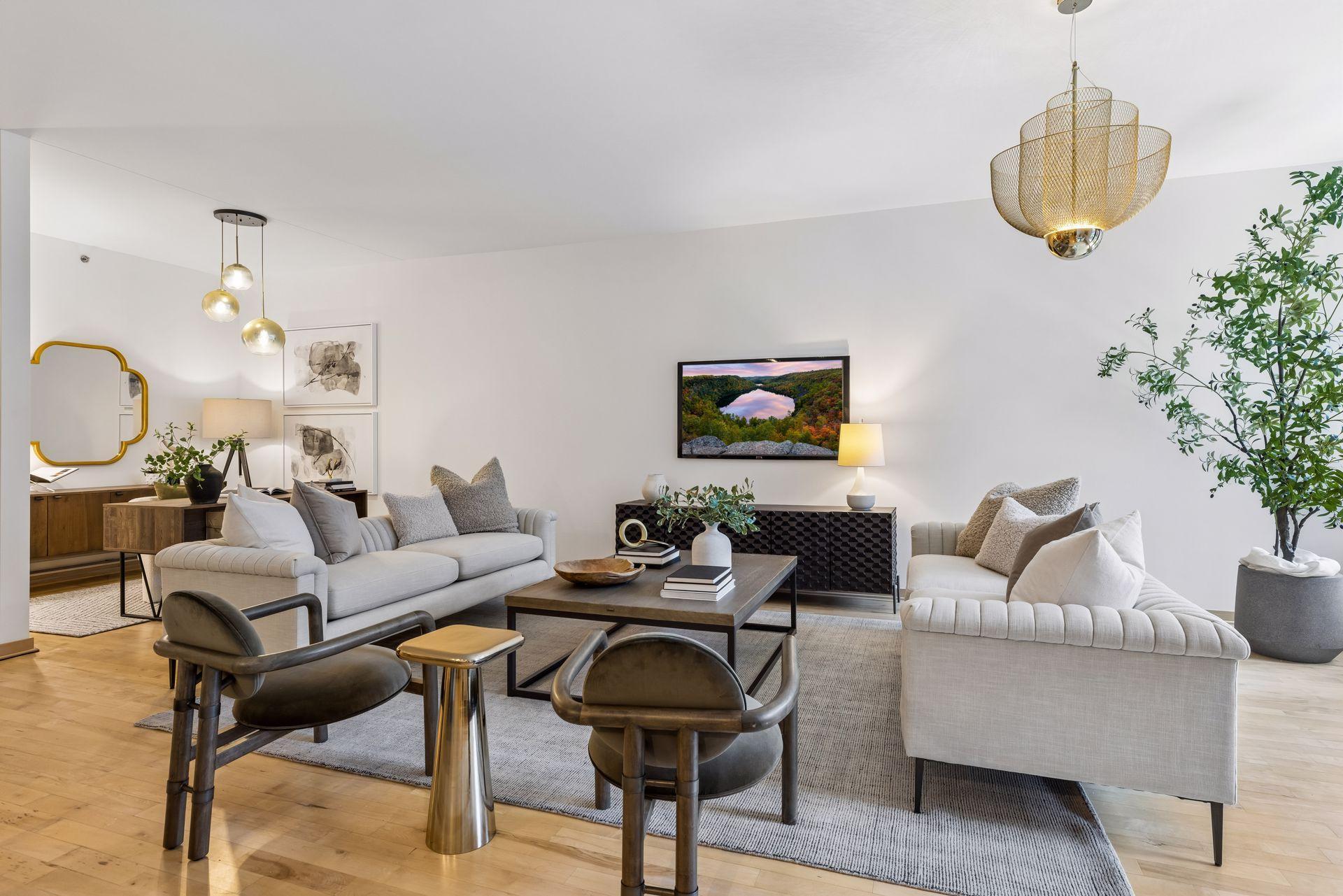 215 10th Avenue S Unit: 411