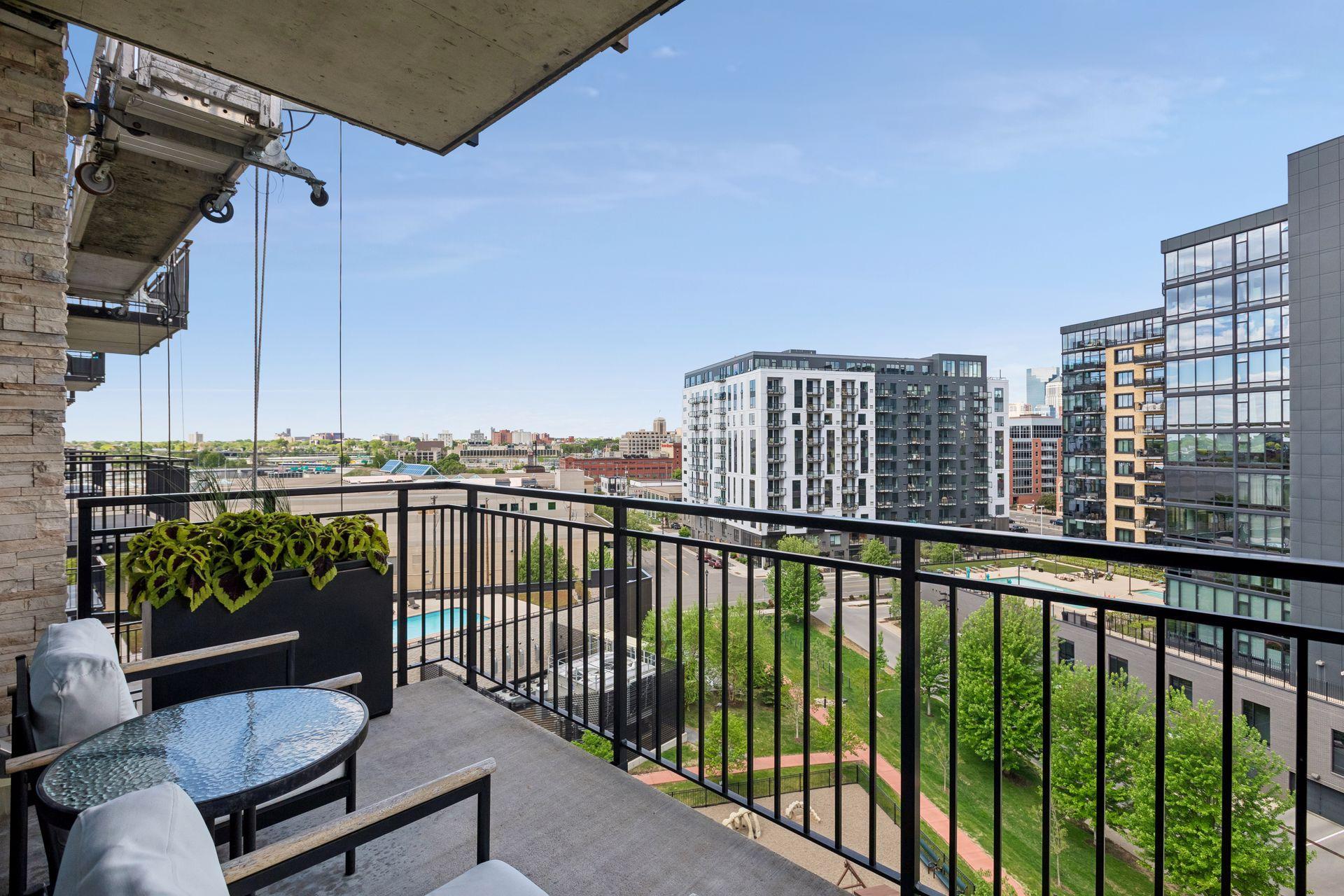 1240 S 2nd Street Unit: 716