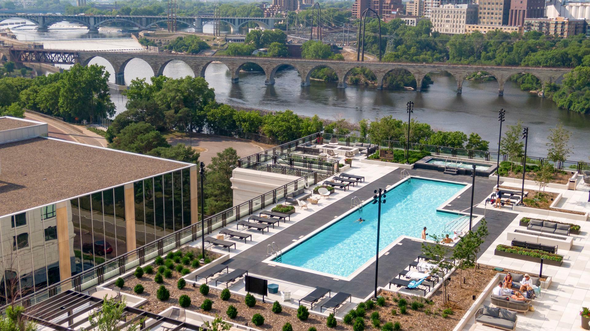 1111 W River Parkway Unit: 23D