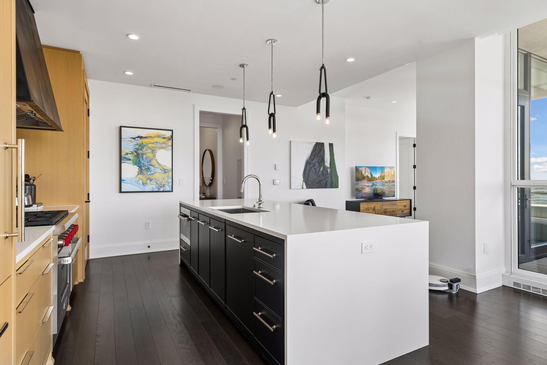 1111 W River Parkway Unit: 23D