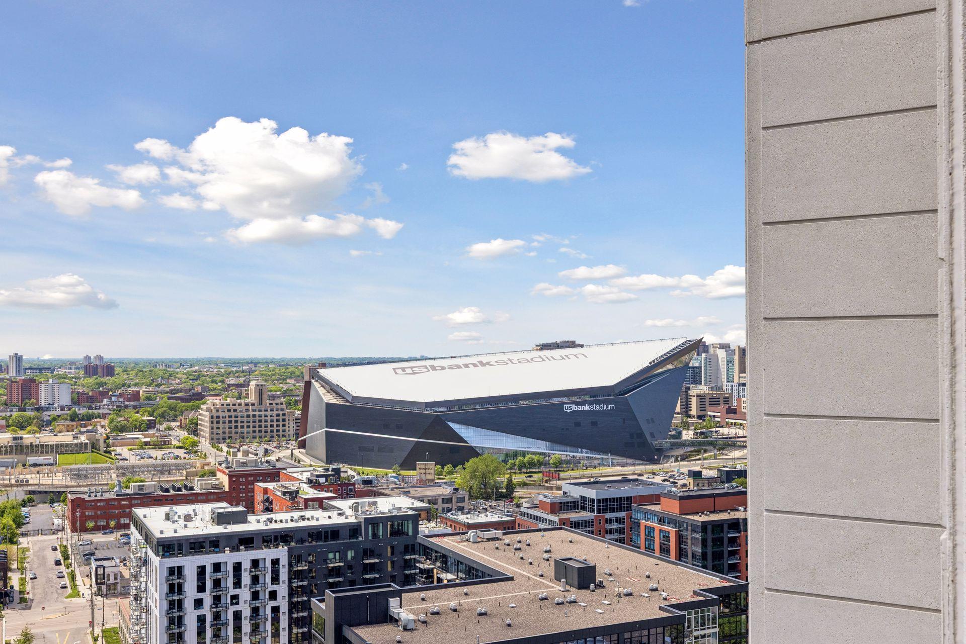 1111 W River Parkway Unit: 23D