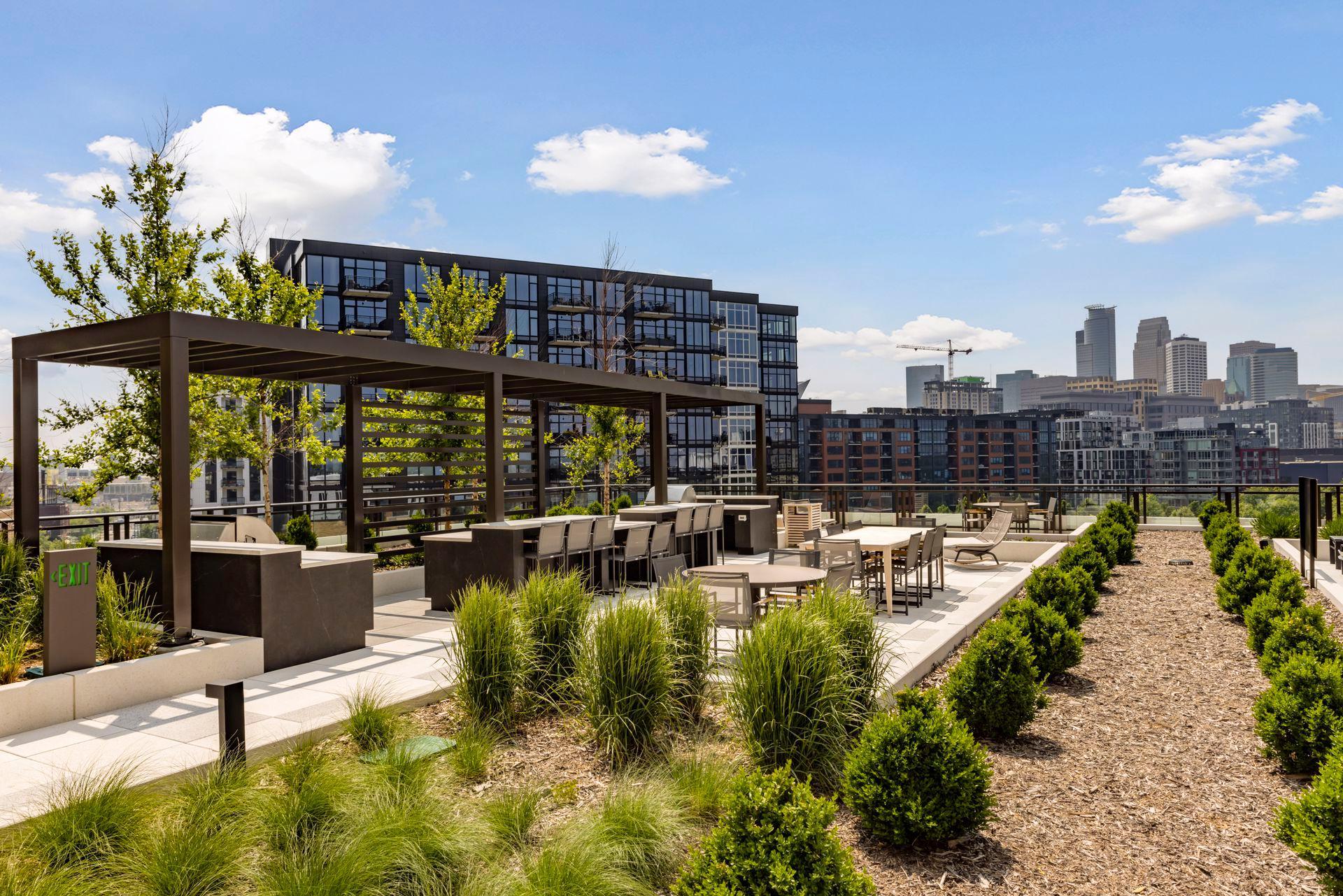 1111 W River Parkway Unit: 23D