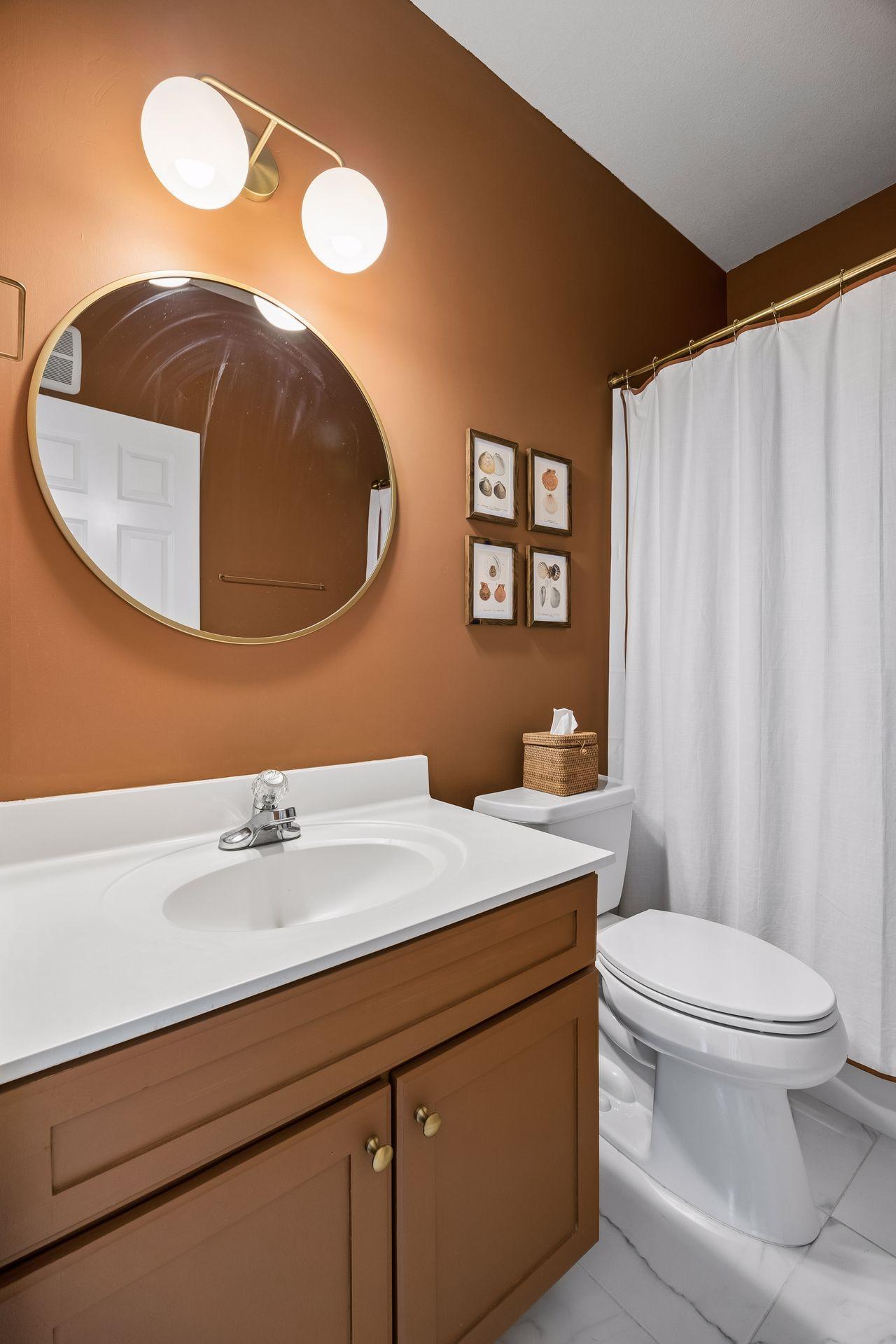 1 4th Avenue N Unit: 101