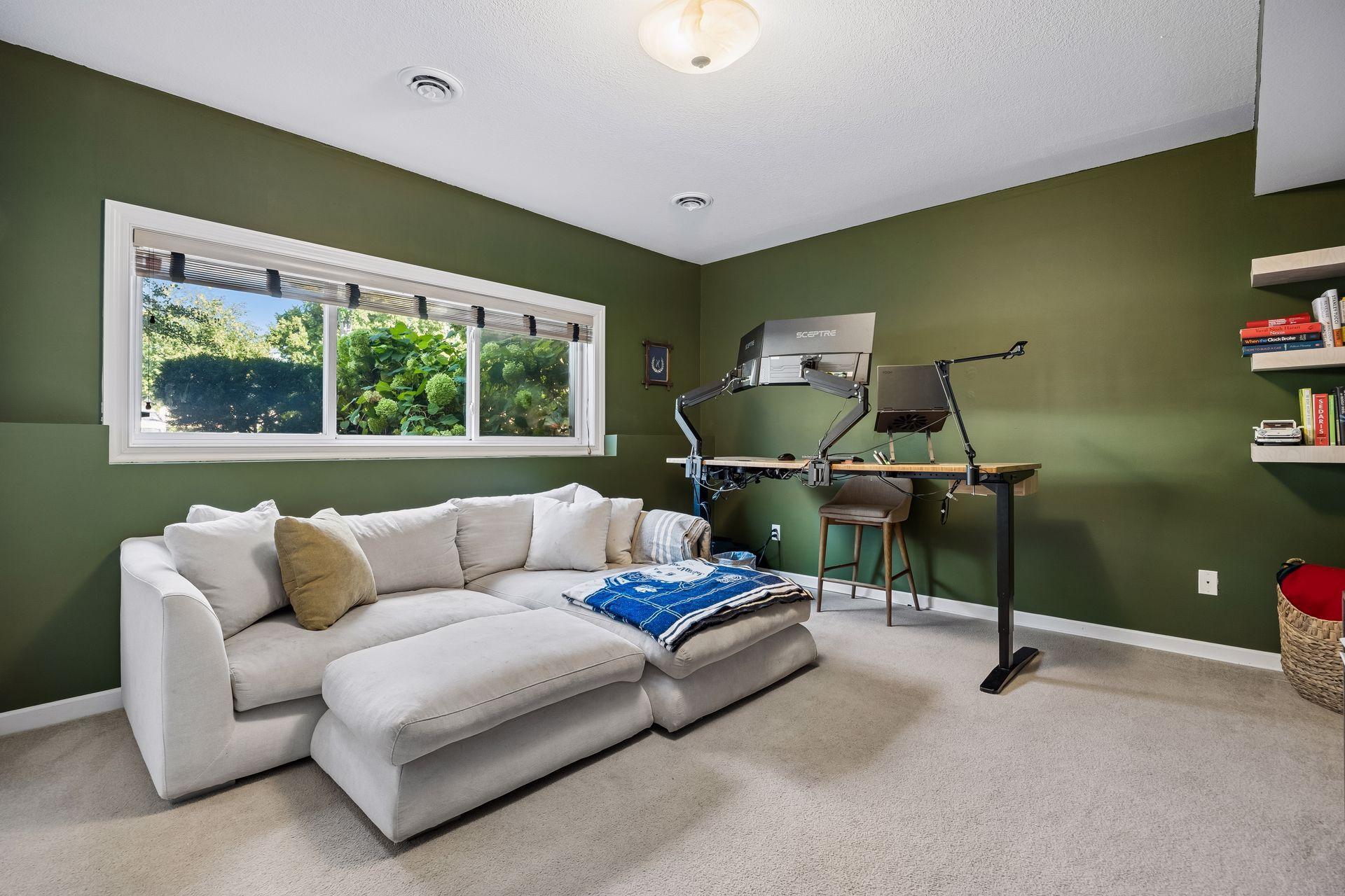 1 4th Avenue N Unit: 101