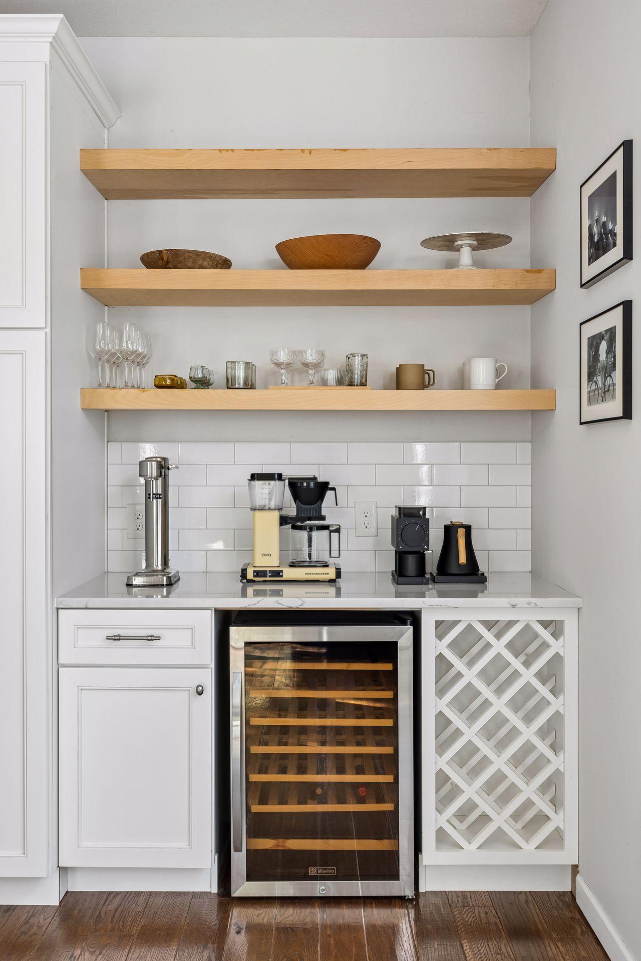 1 4th Avenue N Unit: 101