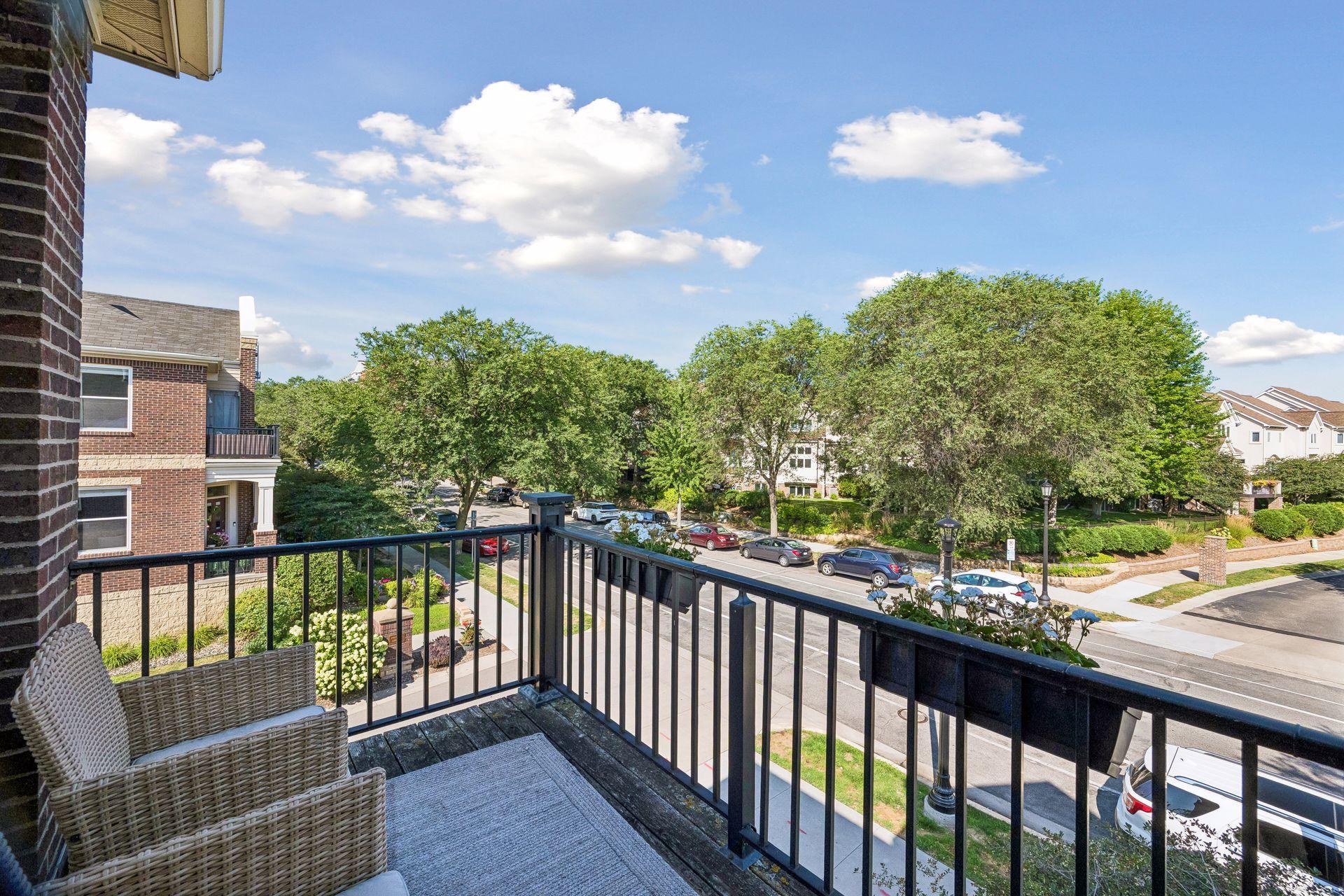 1 4th Avenue N Unit: 101