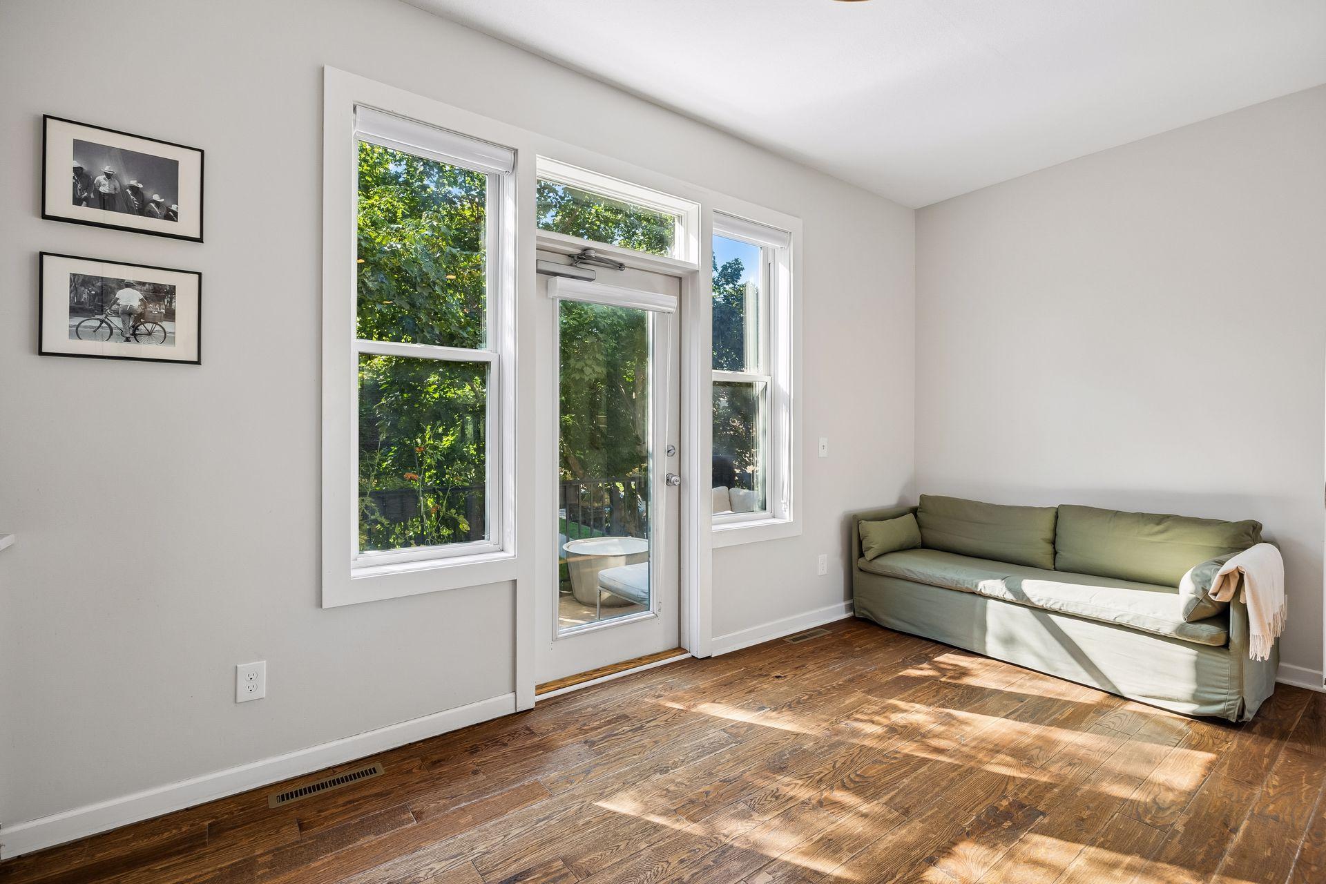 1 4th Avenue N Unit: 101