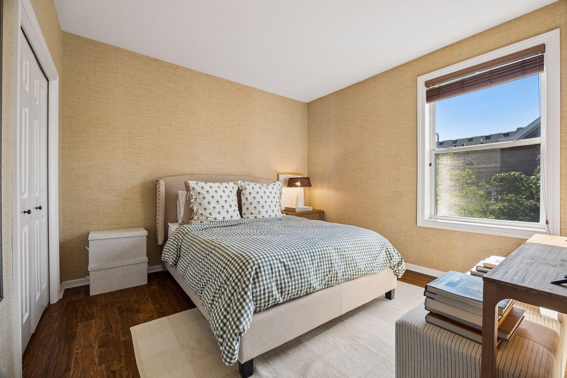 1 4th Avenue N Unit: 101