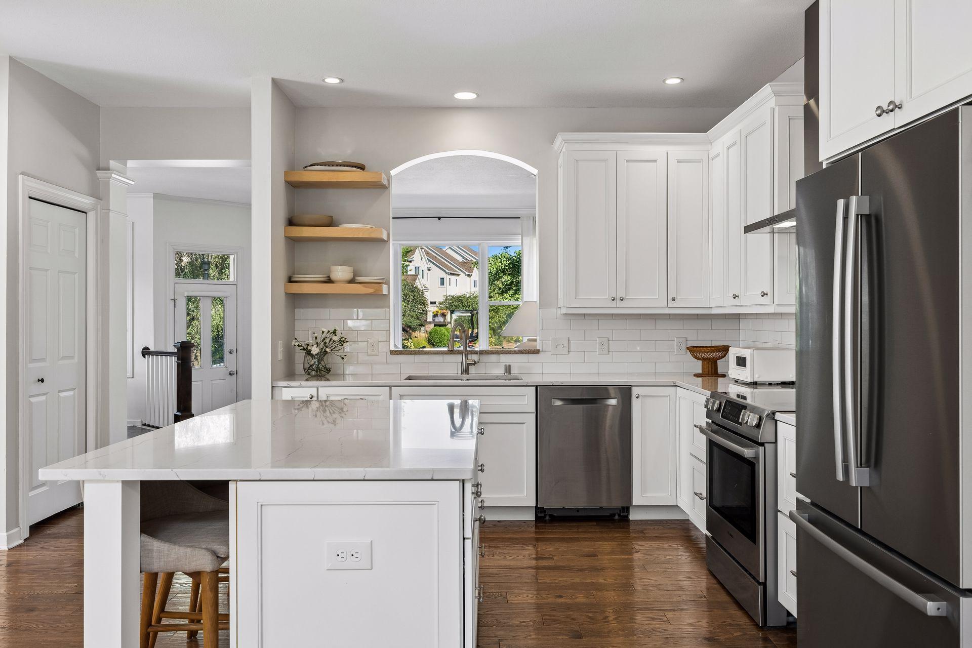 1 4th Avenue N Unit: 101