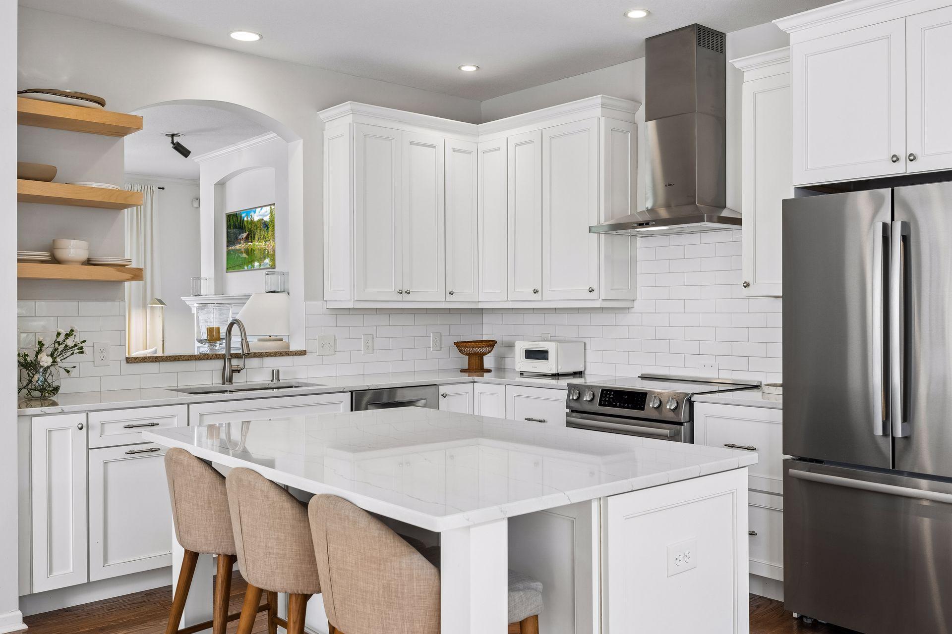 1 4th Avenue N Unit: 101