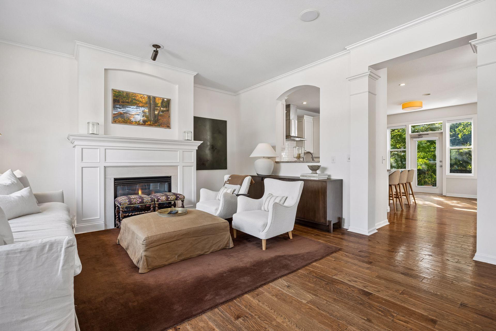 1 4th Avenue N Unit: 101