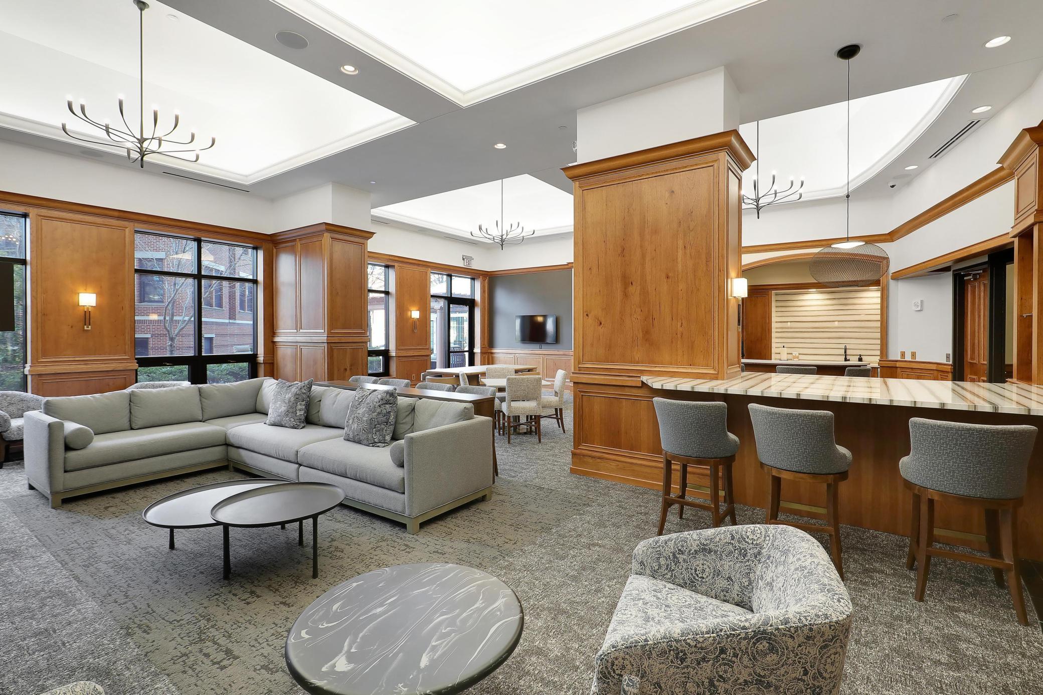 500 E Grant Street Unit: 707