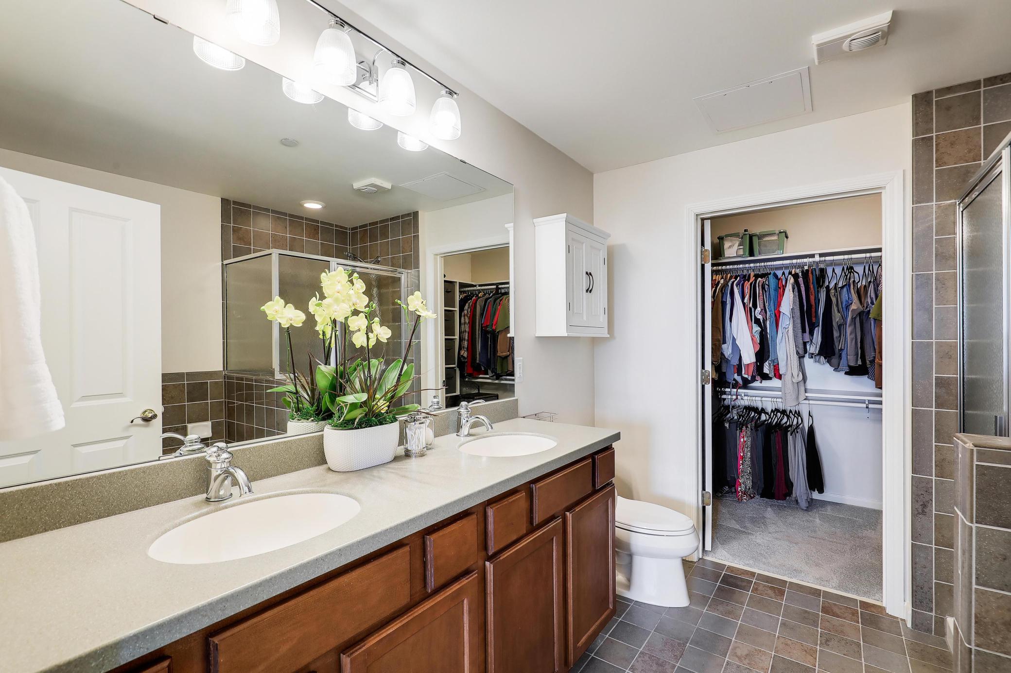 500 E Grant Street Unit: 707
