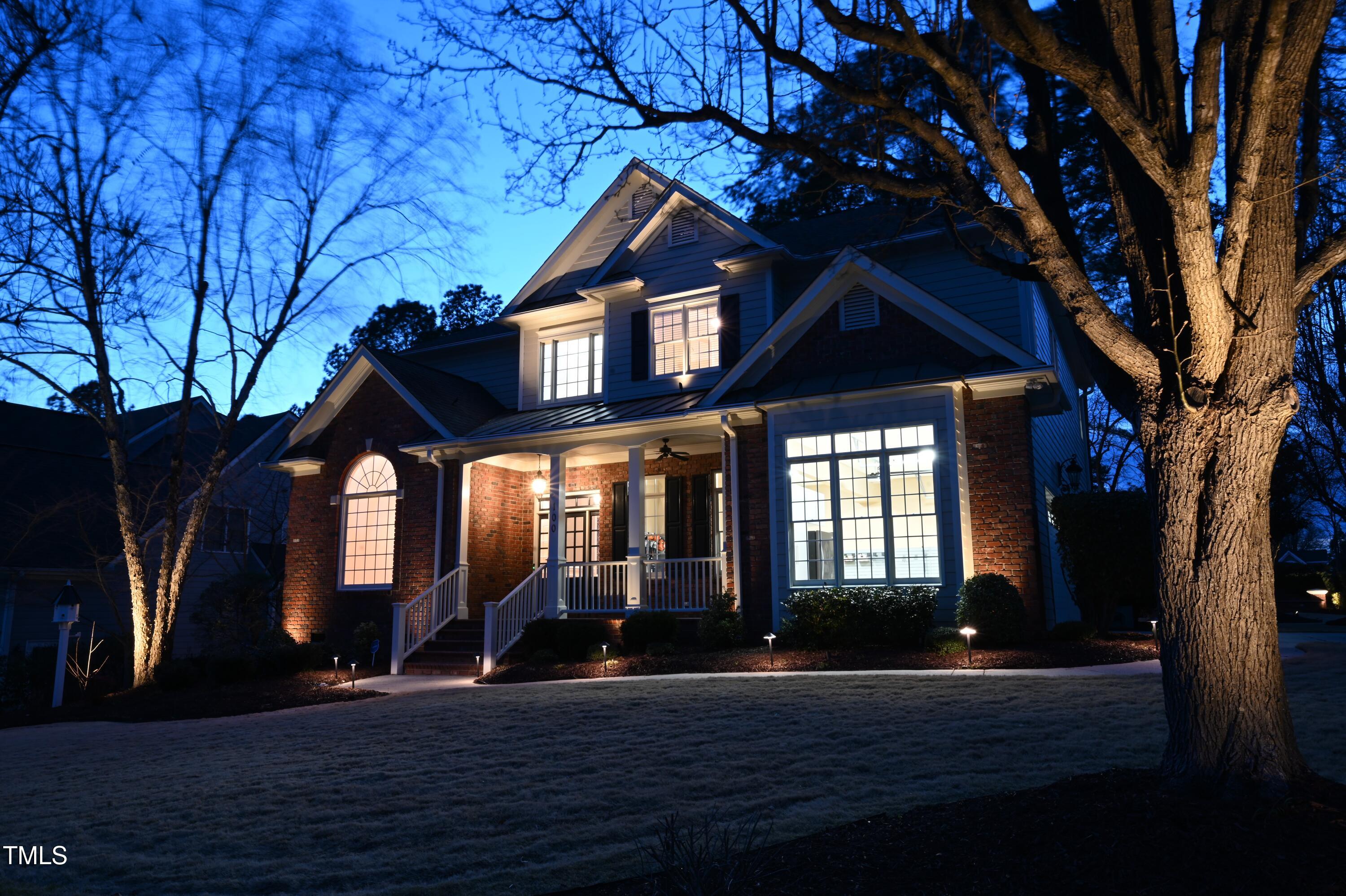 100 Tavernelle Place