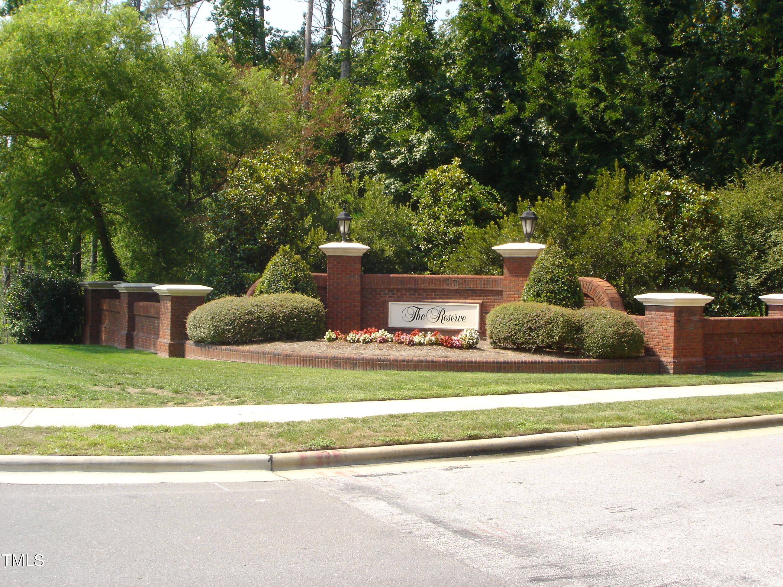 100 Tavernelle Place