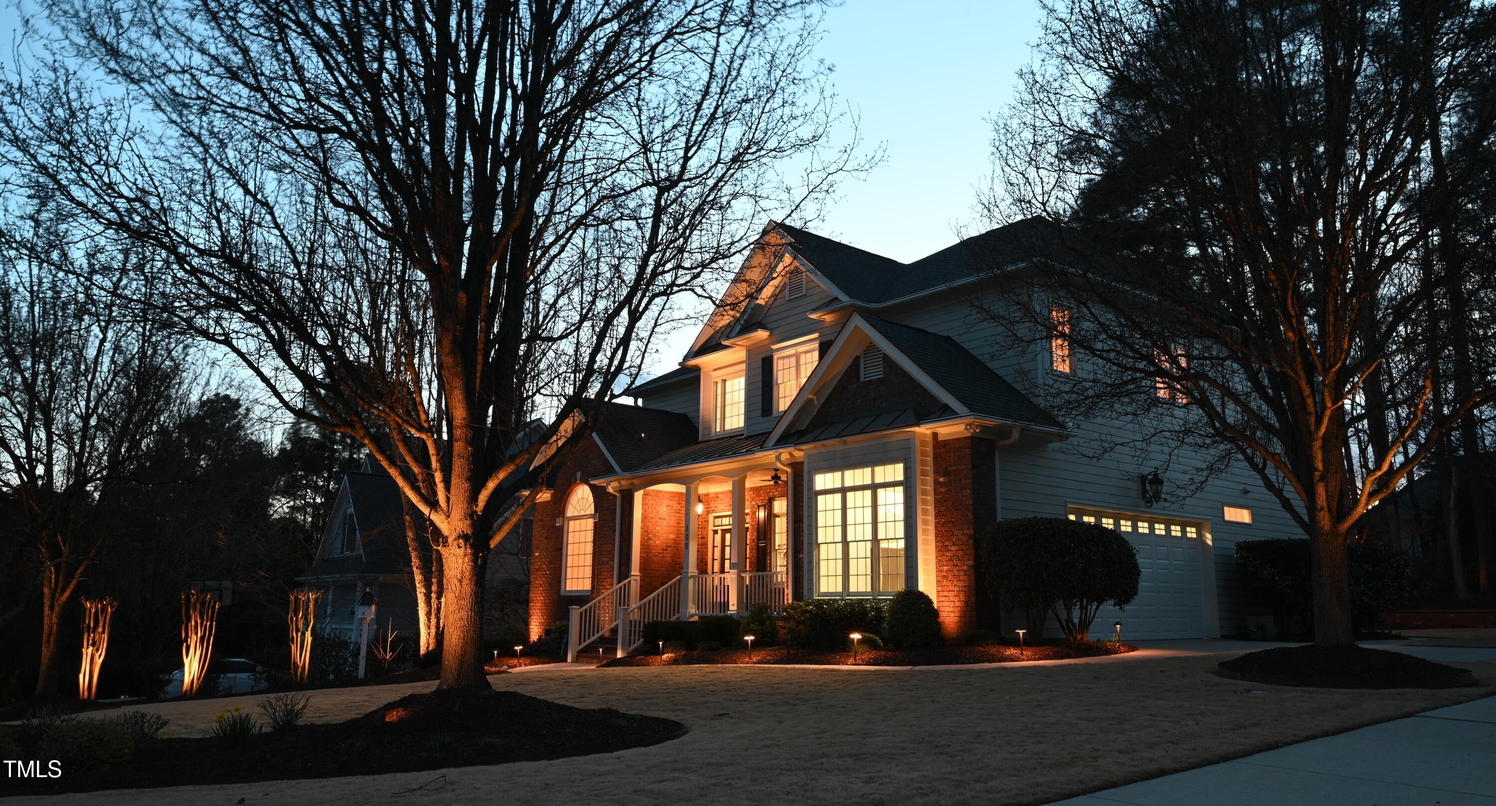 100 Tavernelle Place