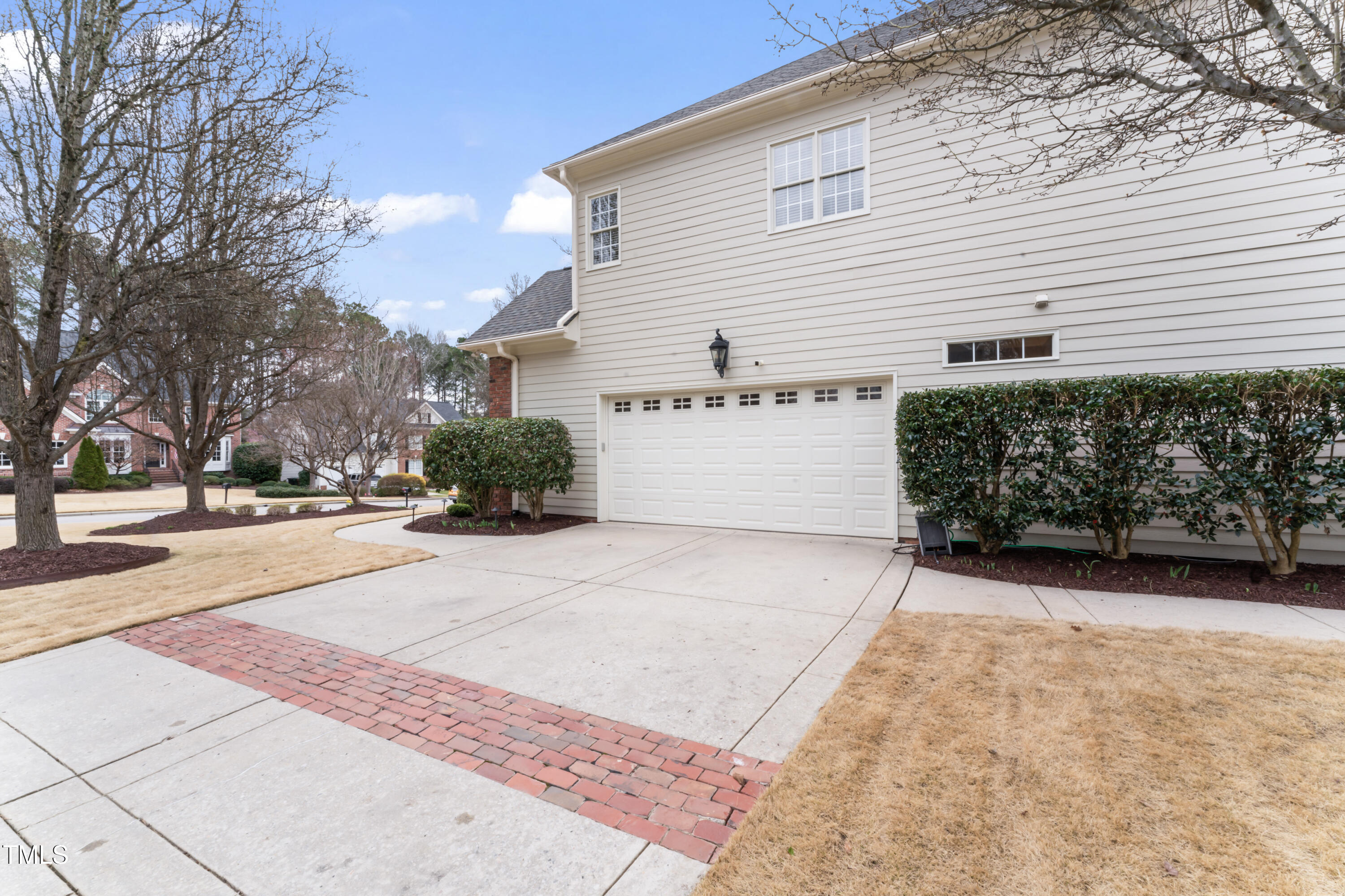 100 Tavernelle Place