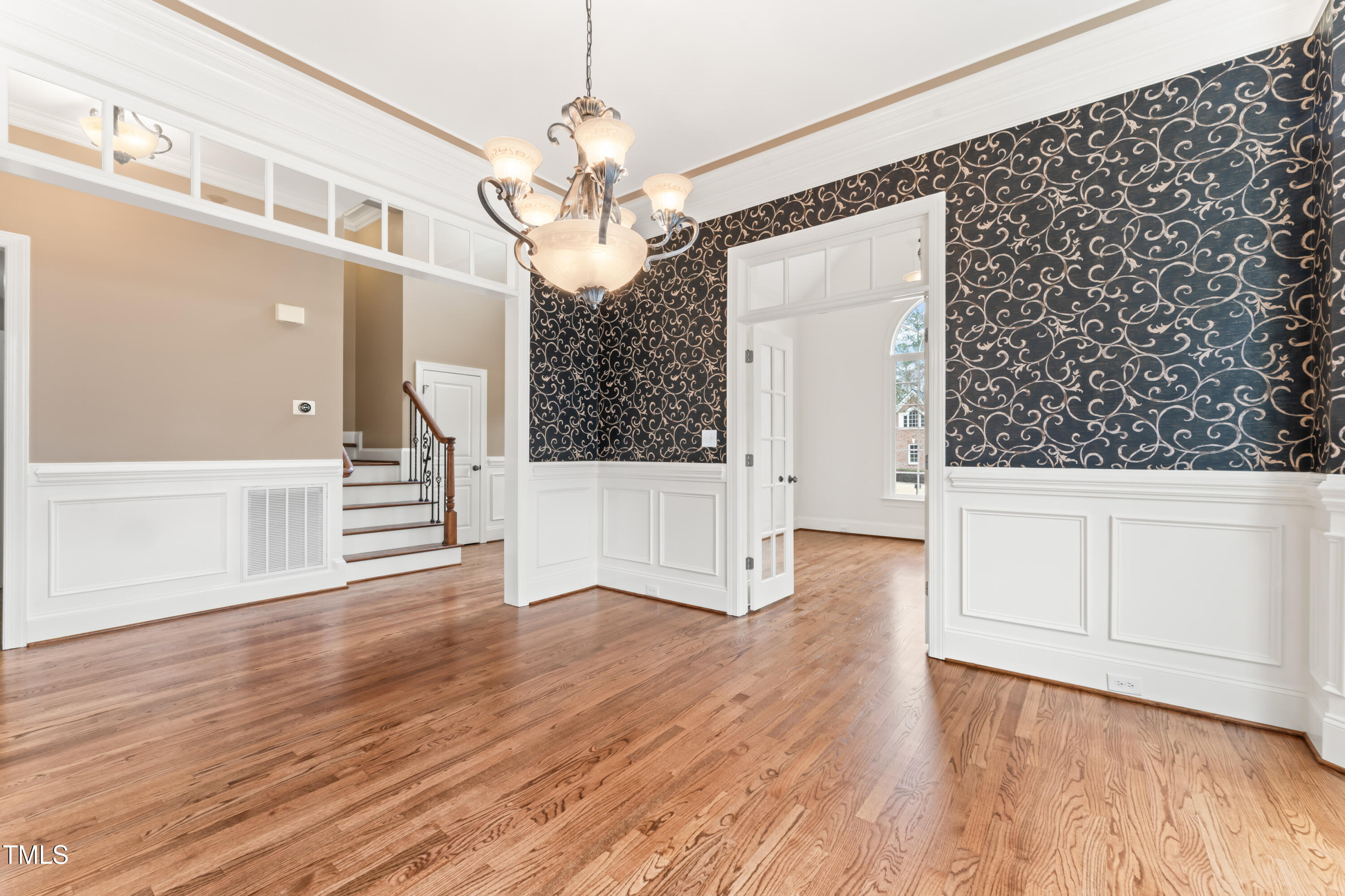 100 Tavernelle Place