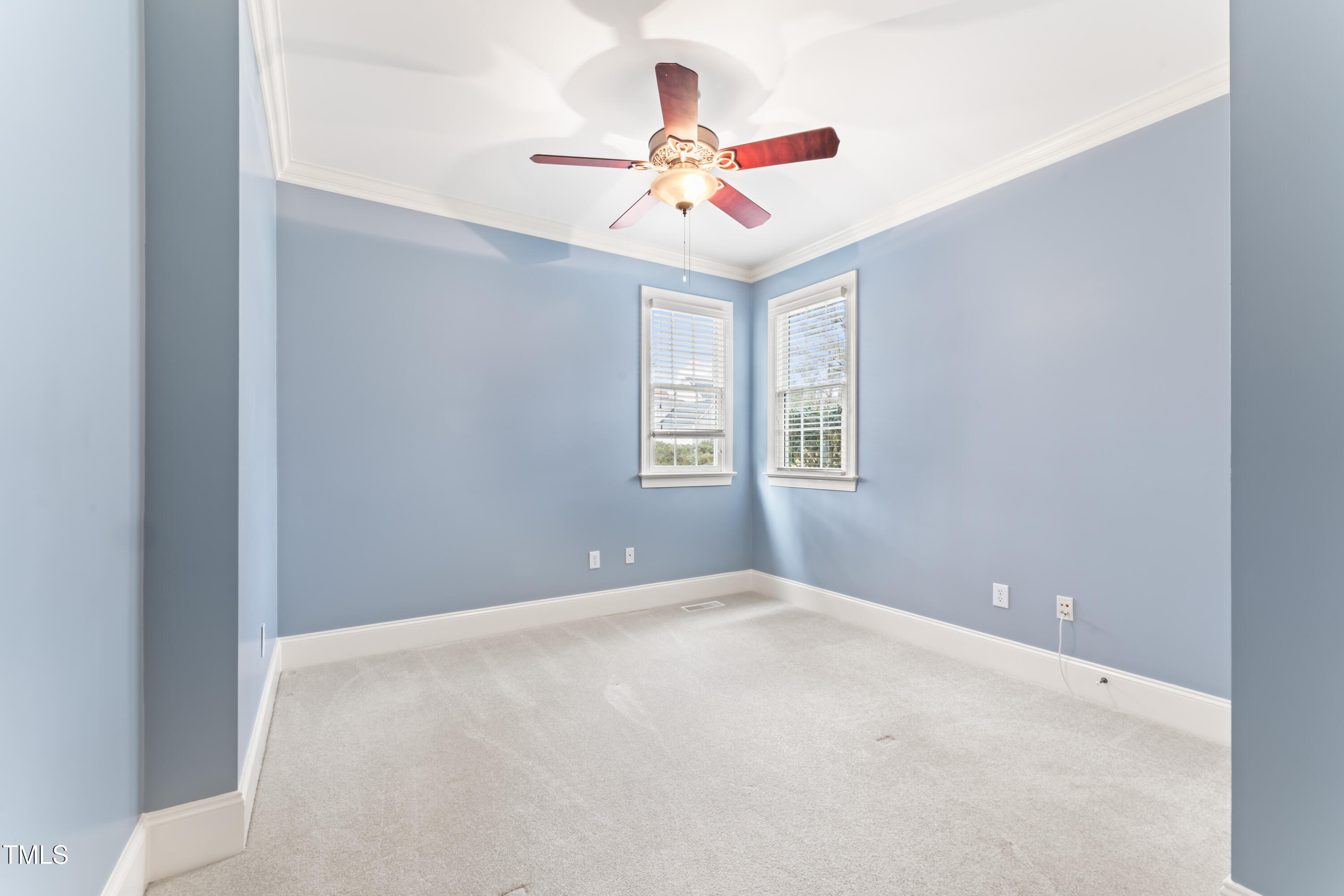 100 Tavernelle Place