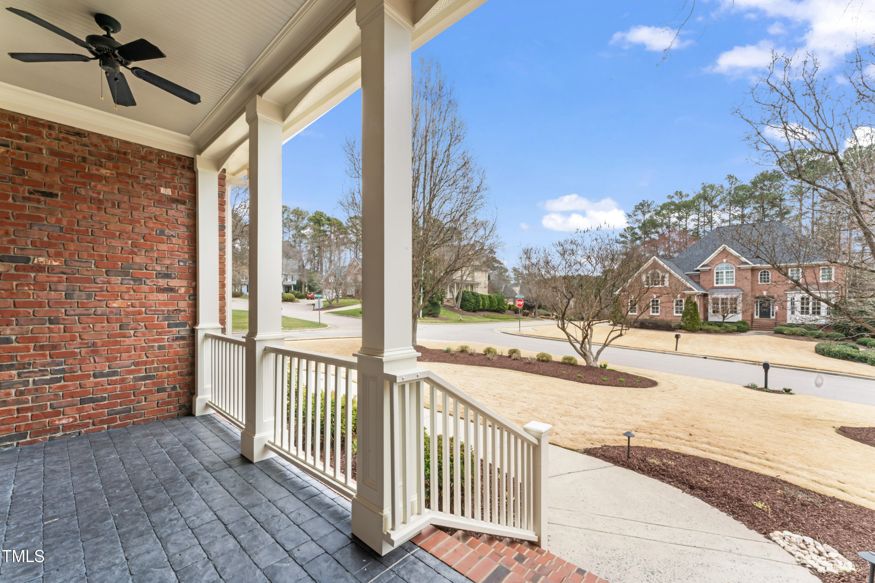 100 Tavernelle Place