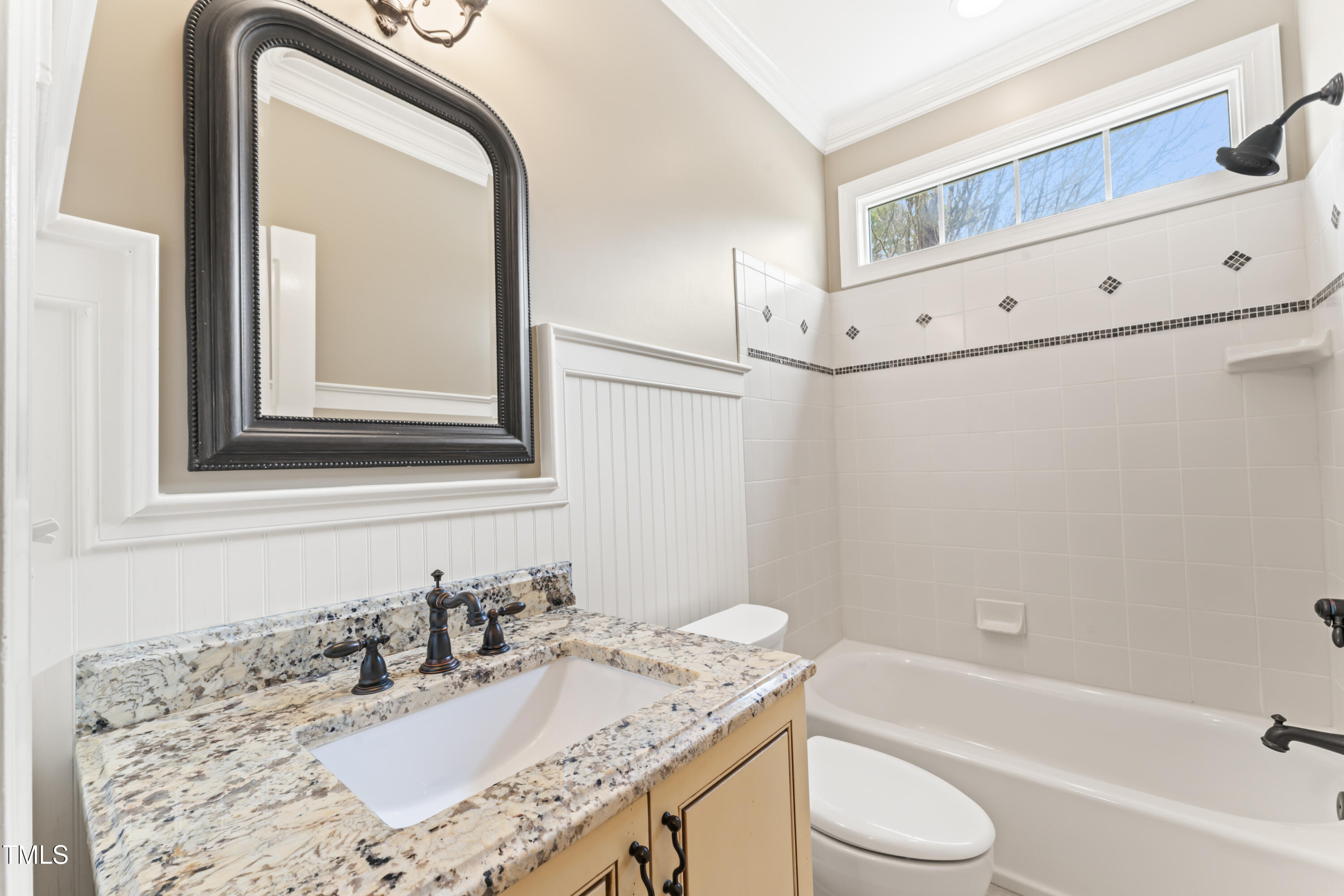 100 Tavernelle Place