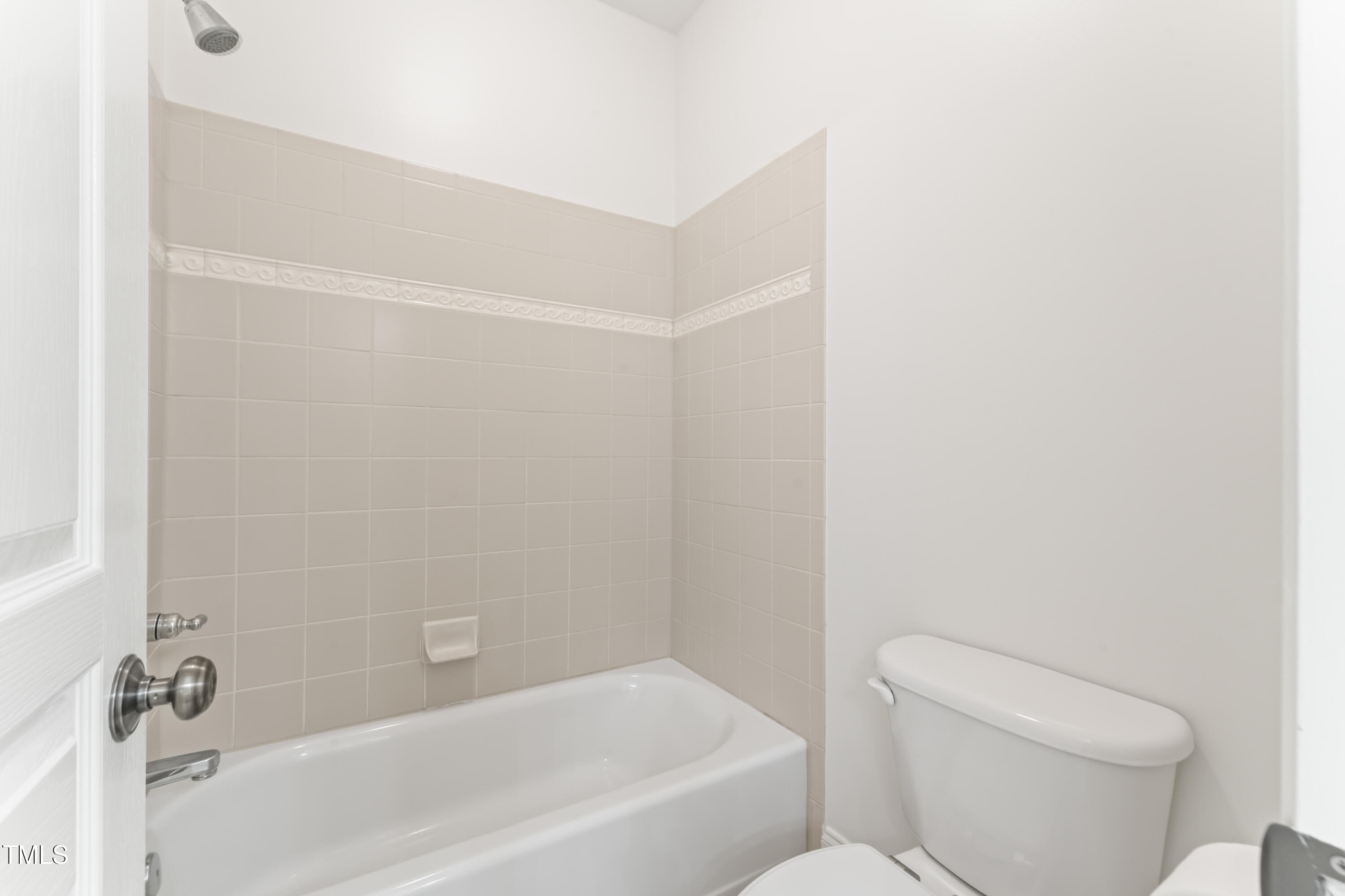 100 Tavernelle Place