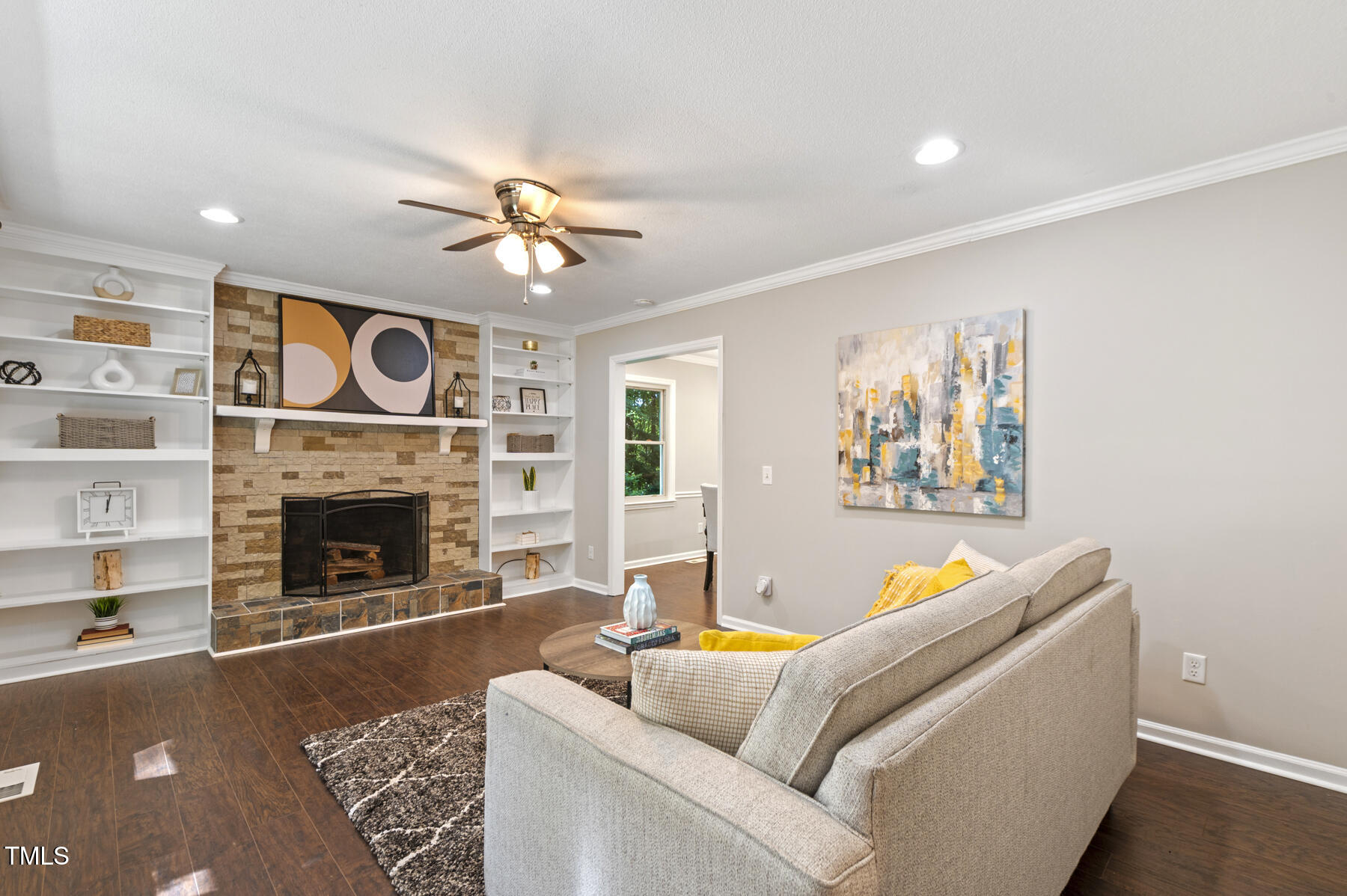 821 Stoneybrook Drive