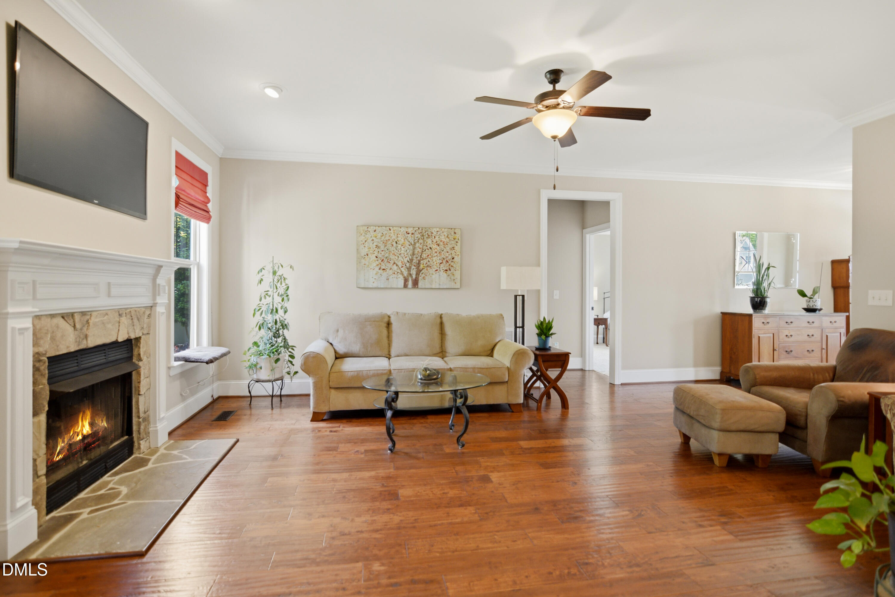 1304 Golden Bluff Lane
