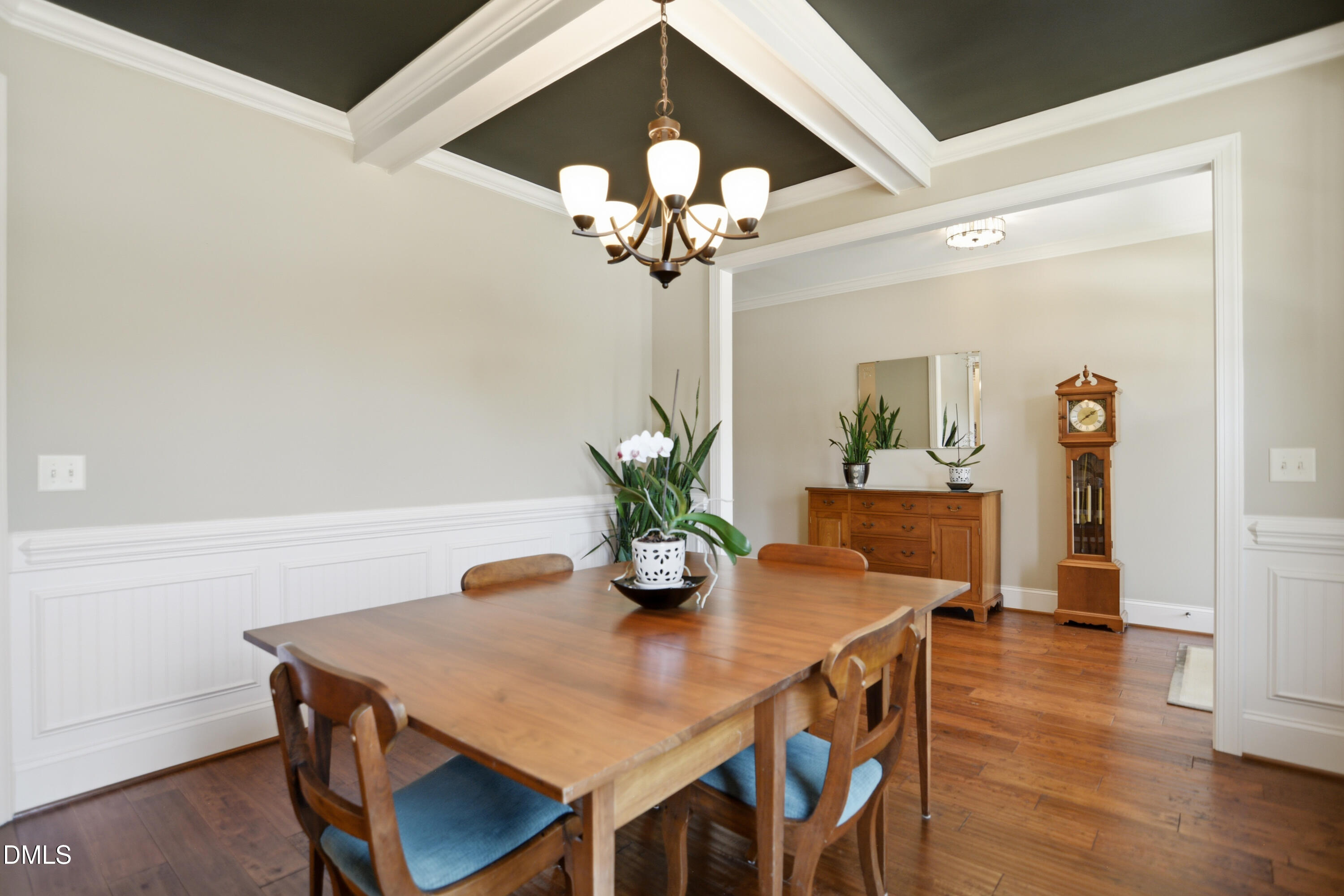 1304 Golden Bluff Lane