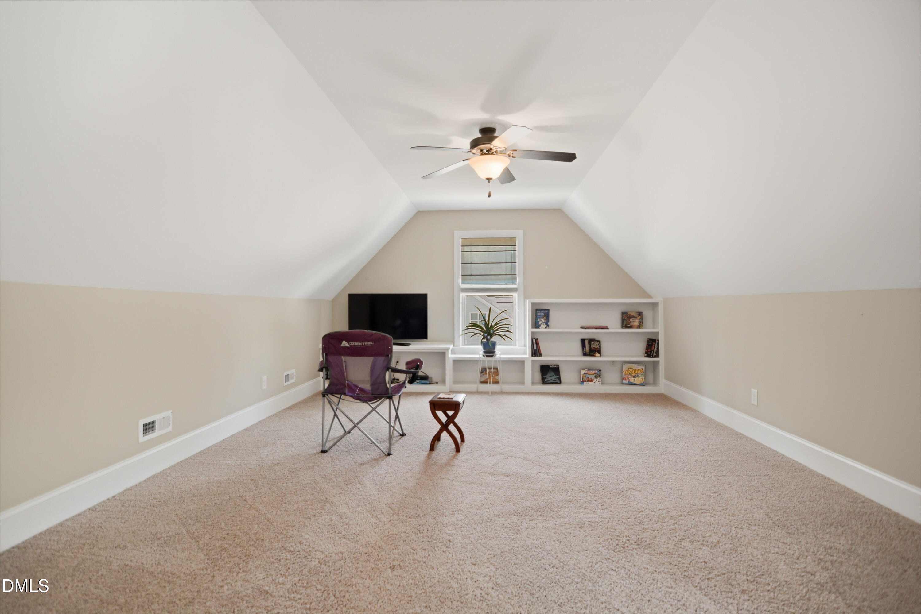 1304 Golden Bluff Lane