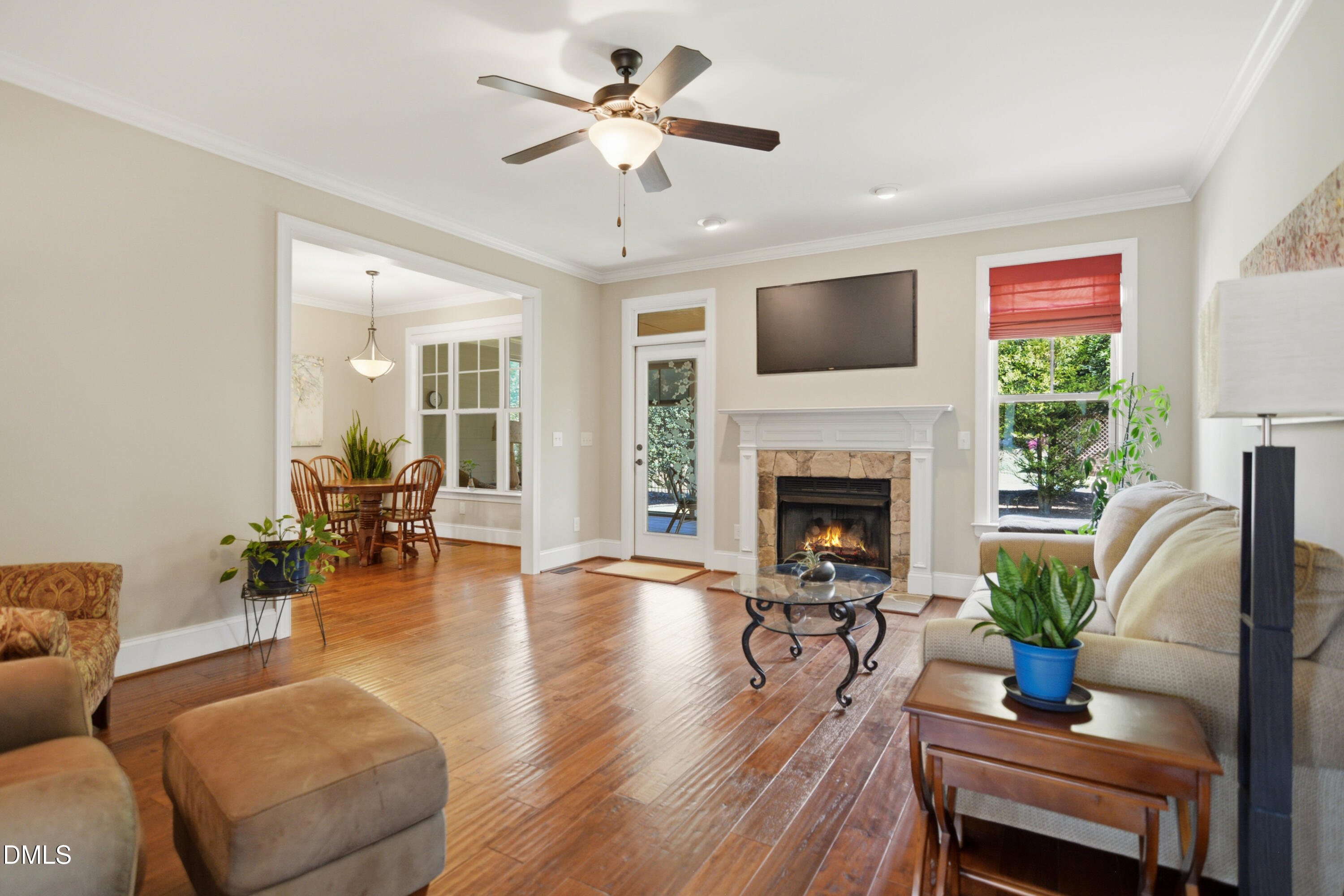 1304 Golden Bluff Lane