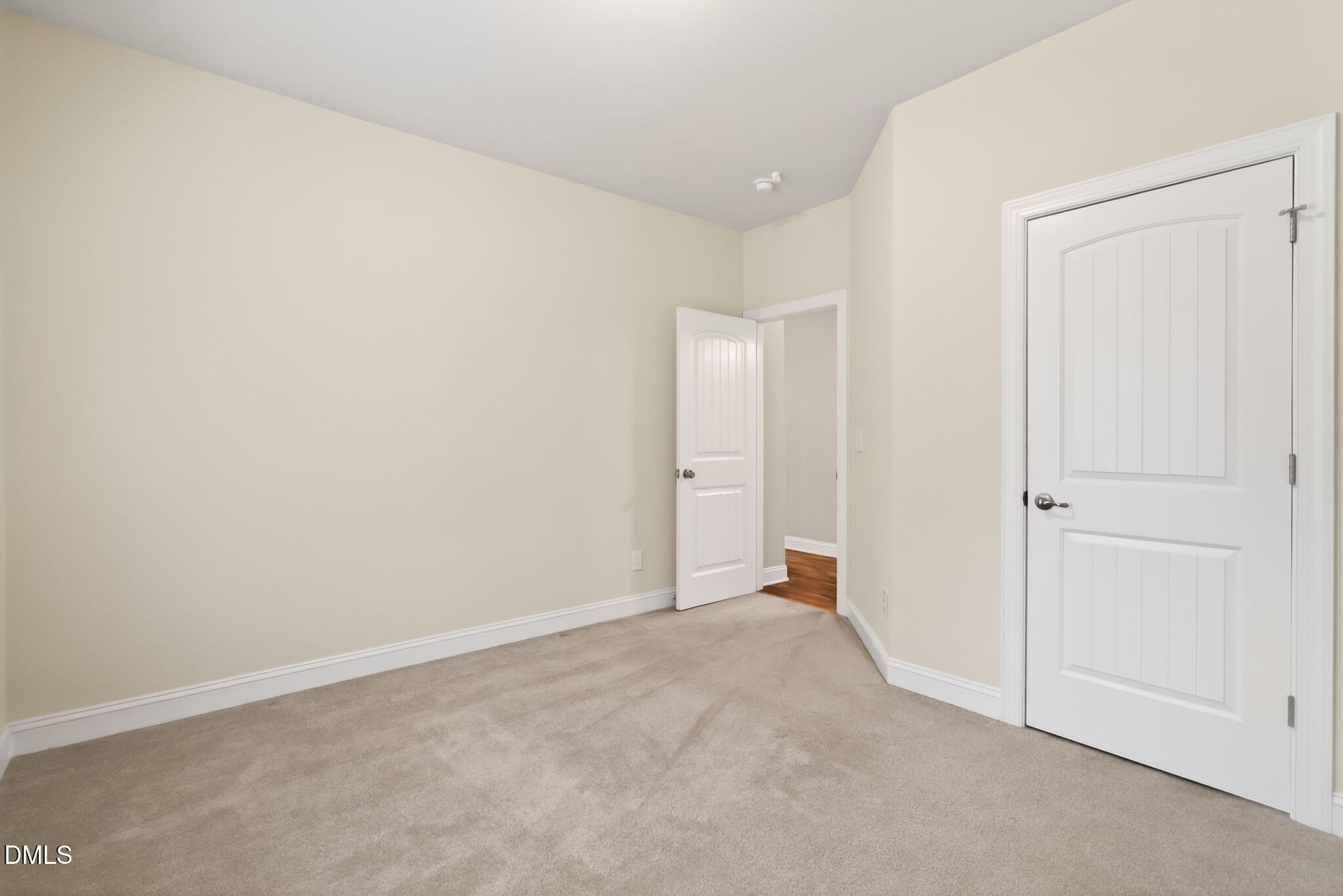 22 E Arbor Cove Court