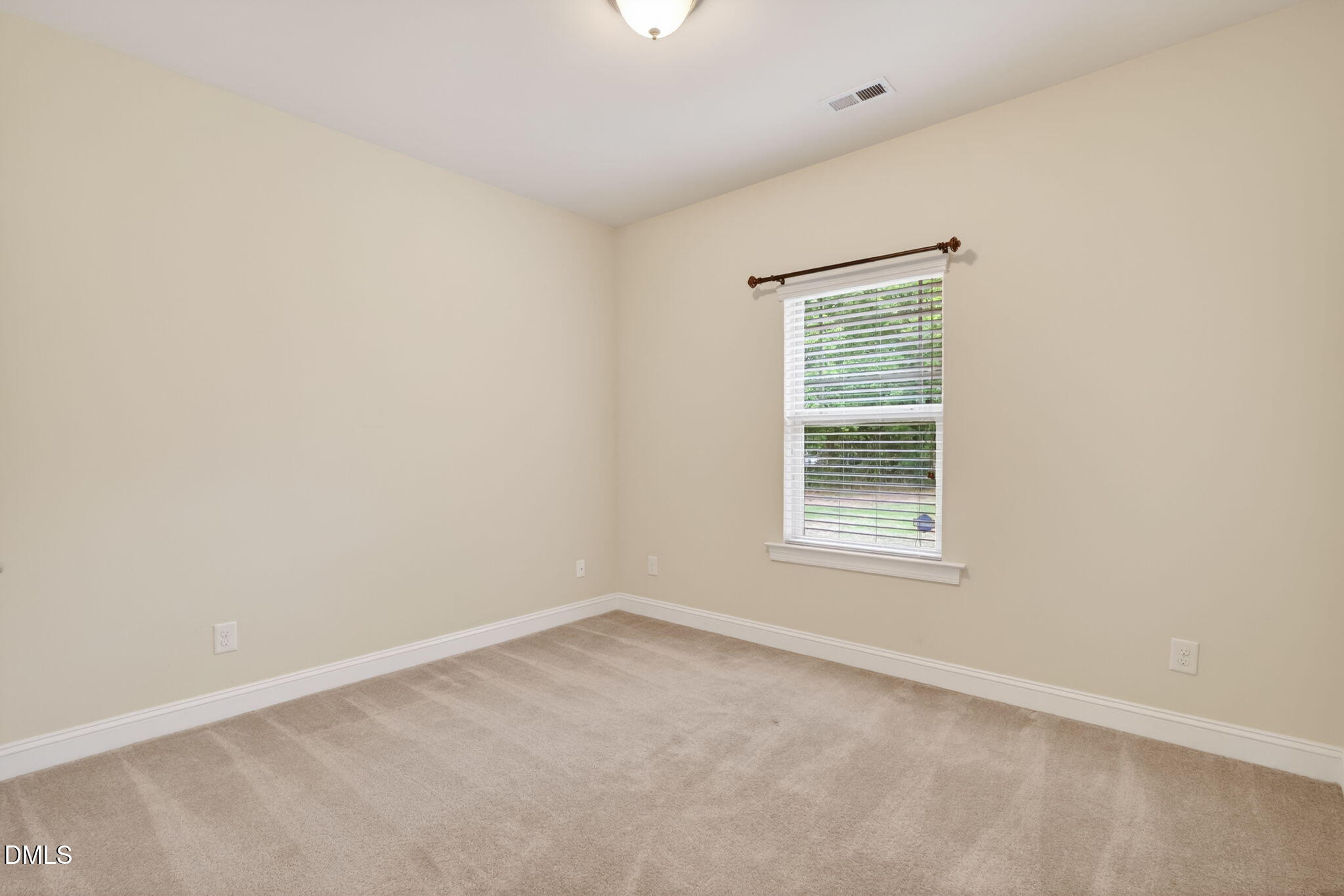 22 E Arbor Cove Court