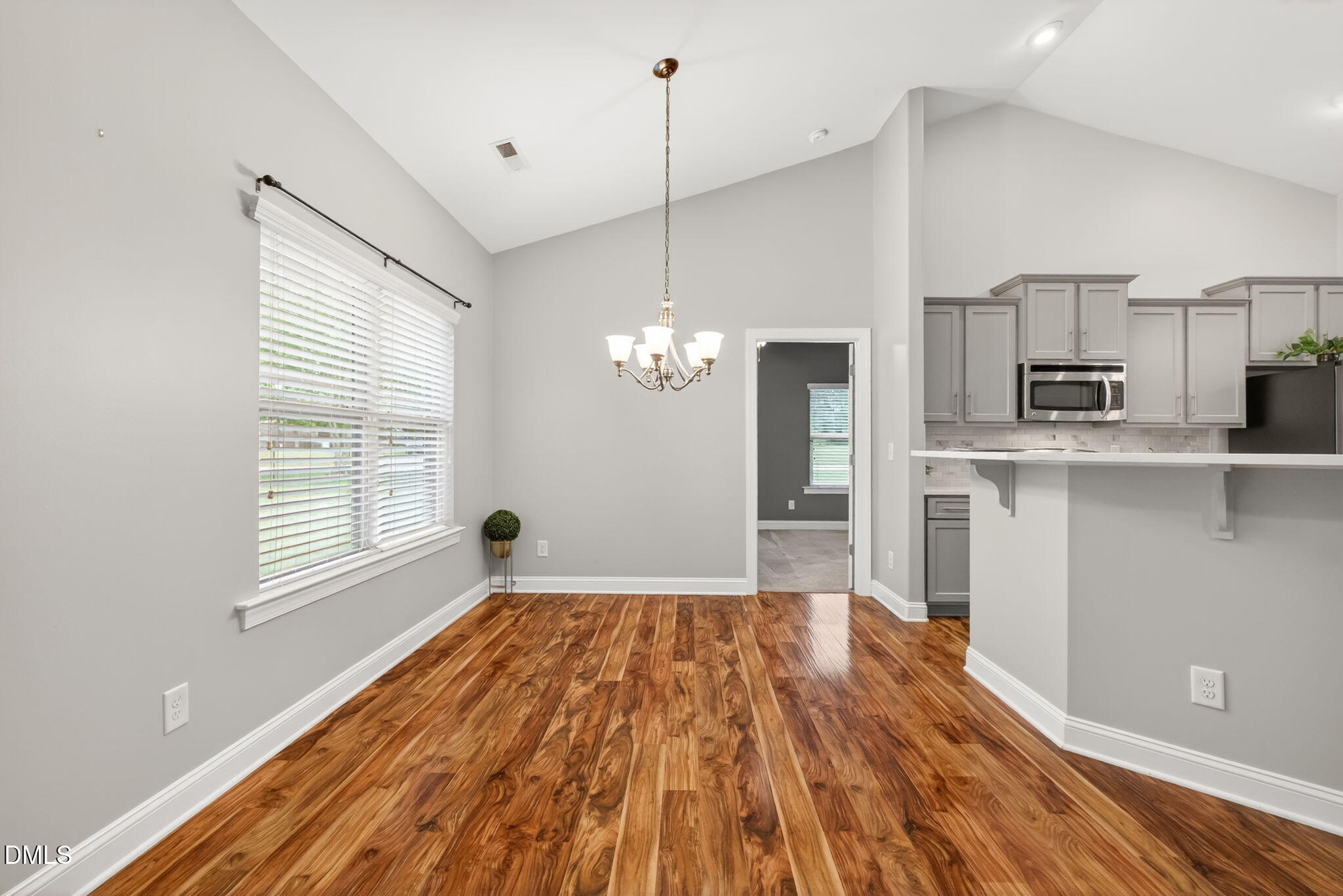 22 E Arbor Cove Court