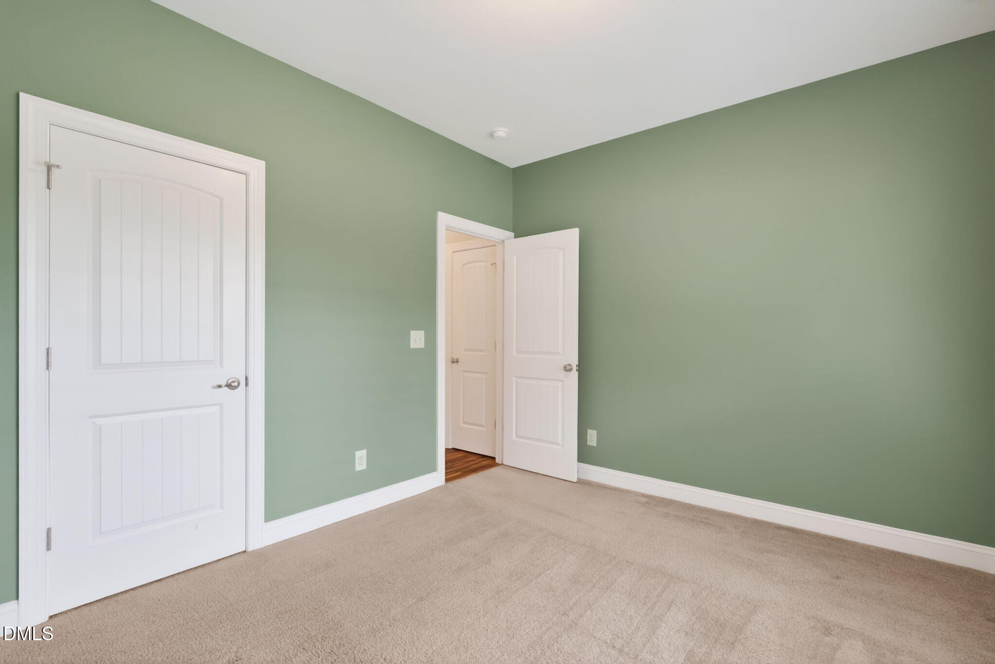22 E Arbor Cove Court