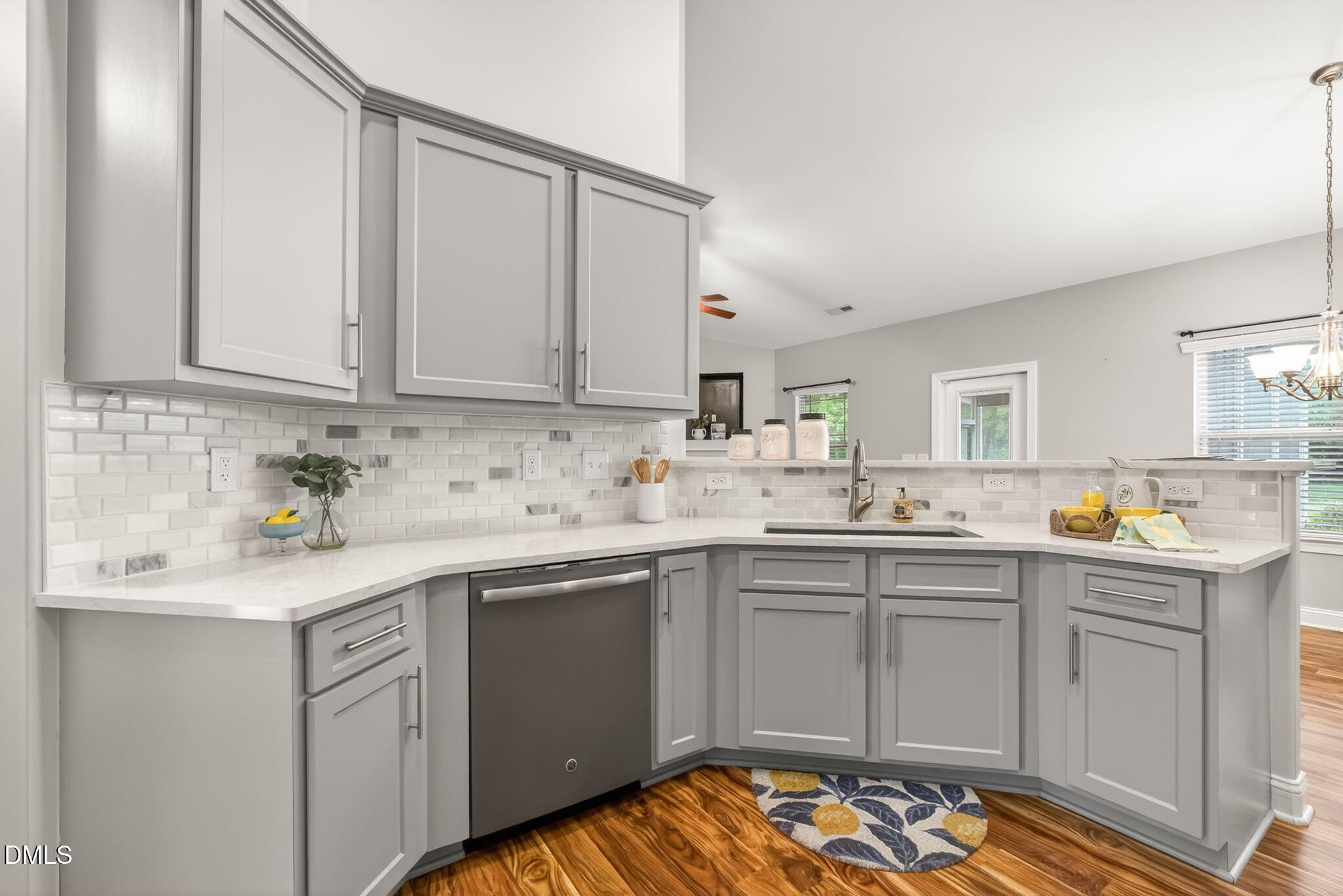 22 E Arbor Cove Court