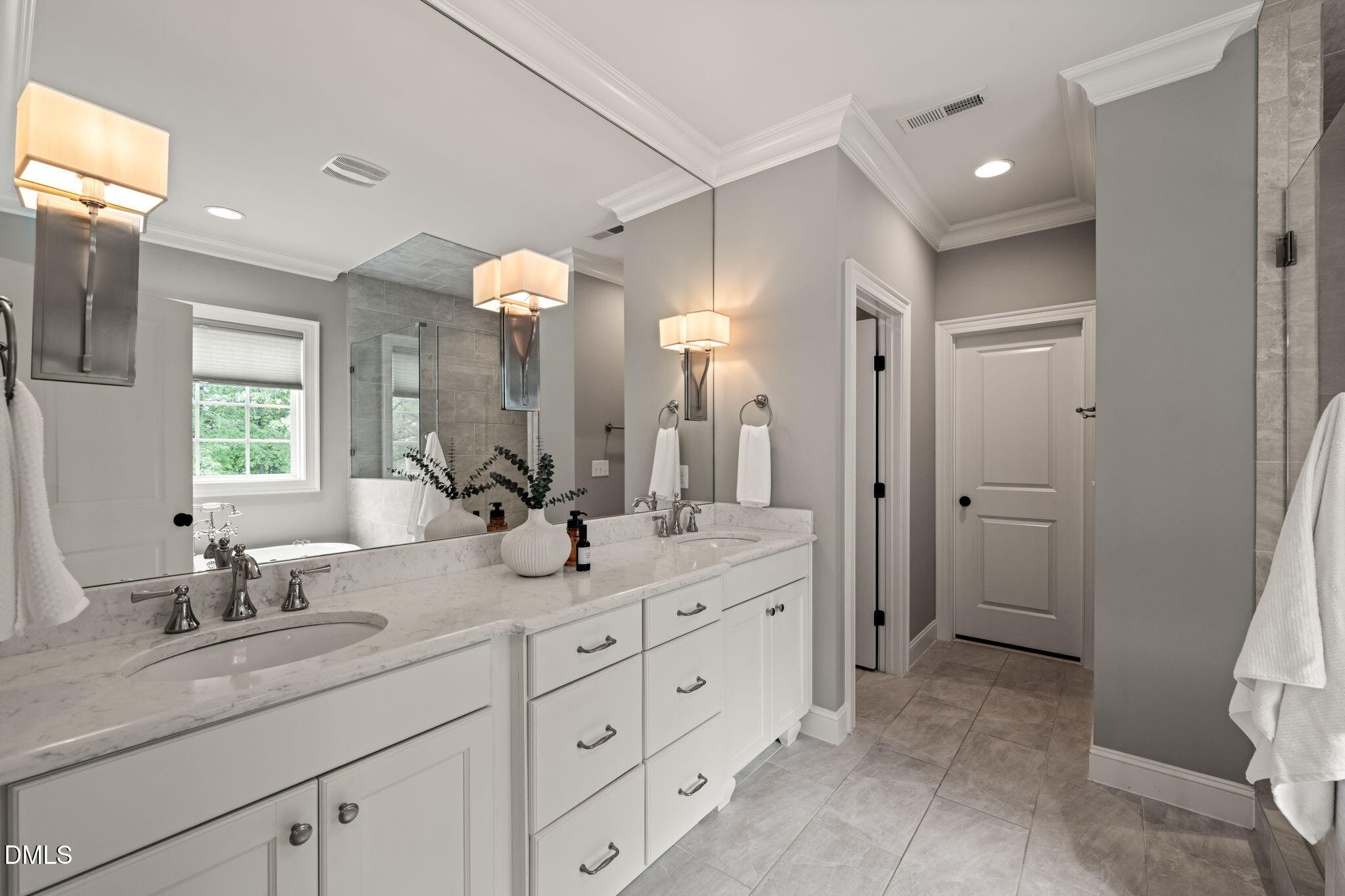 112 Honeyridge Lane