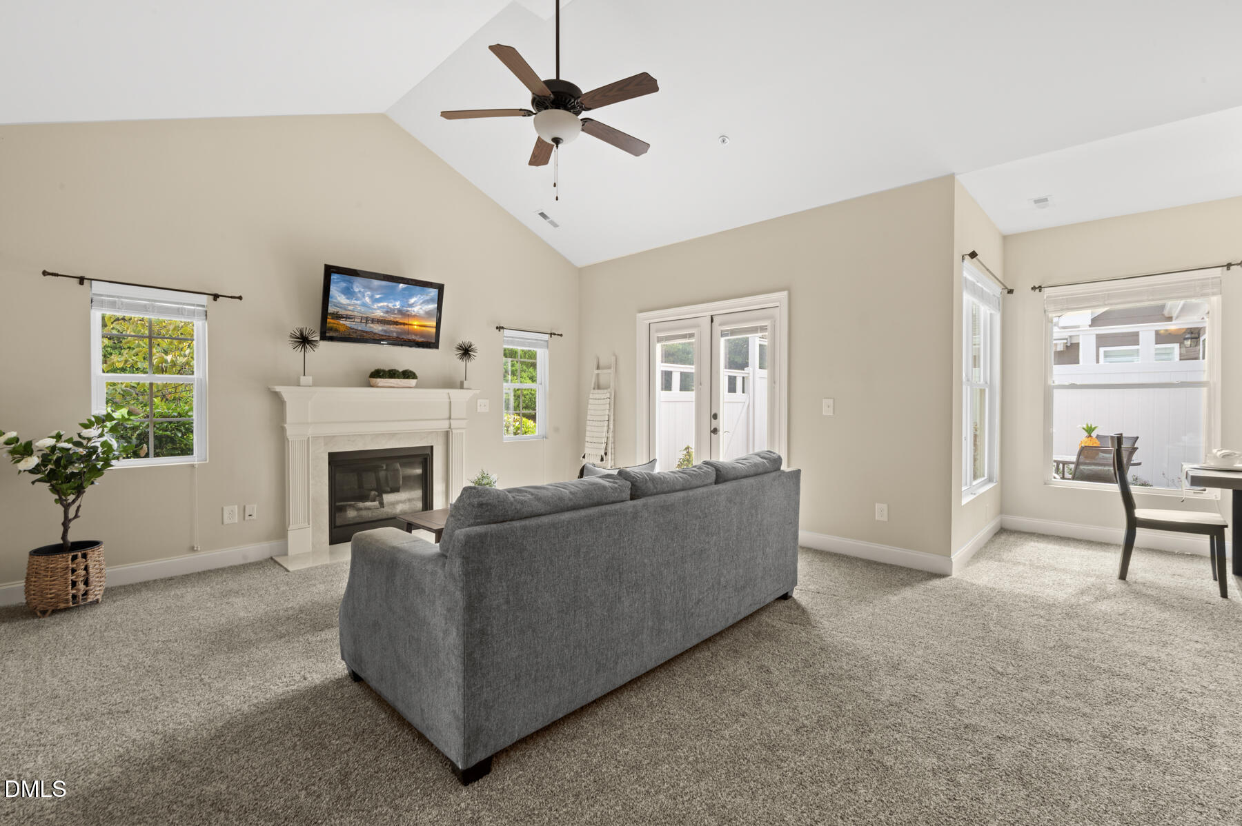 1467 Orchard Villas Avenue