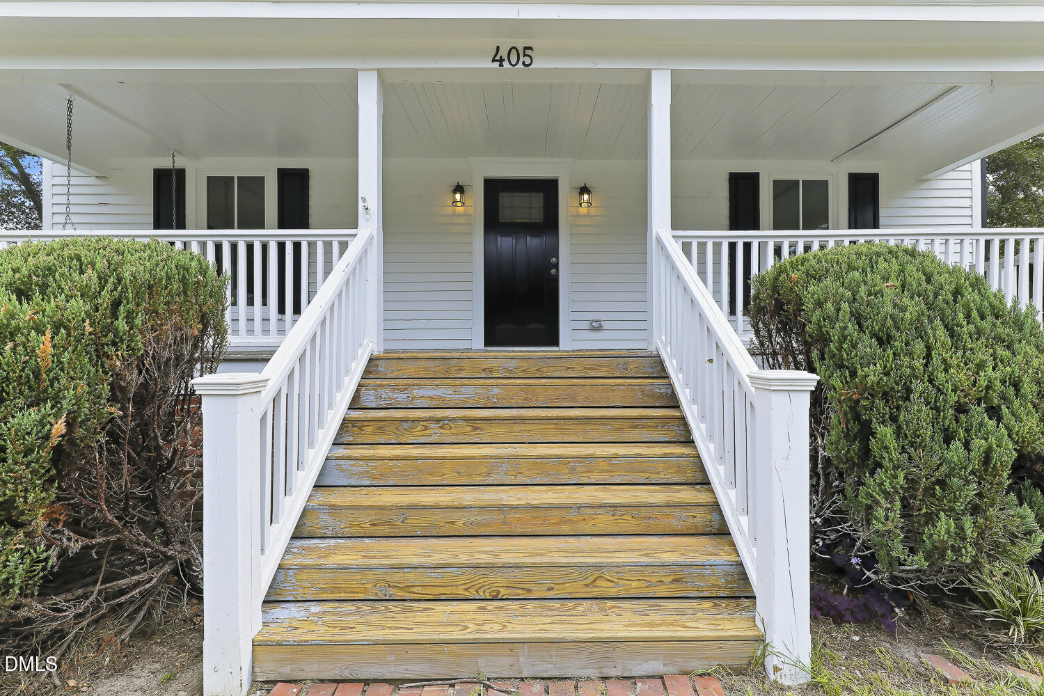 405 E Academy Street