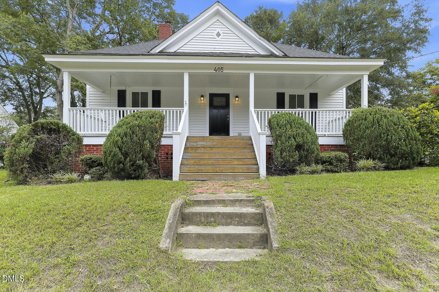 405 E Academy Street