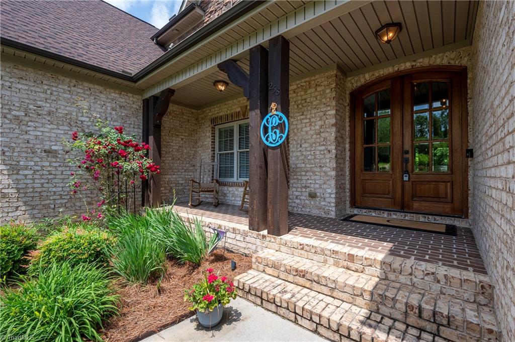 258 Mossy Oak Drive, Winston-Salem