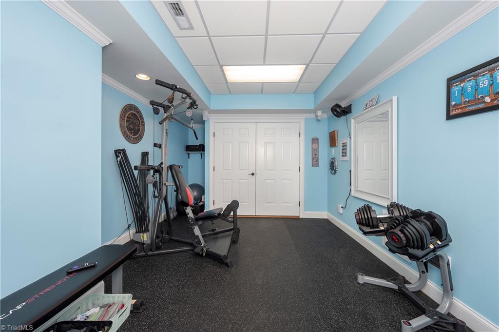 258 Mossy Oak Drive, Winston-Salem