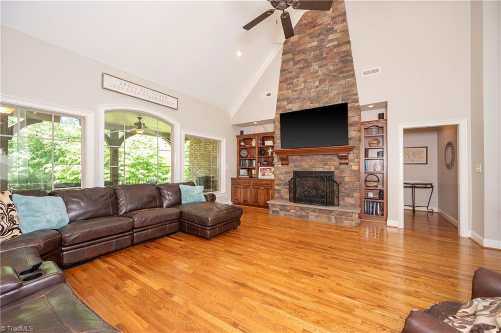 258 Mossy Oak Drive, Winston-Salem