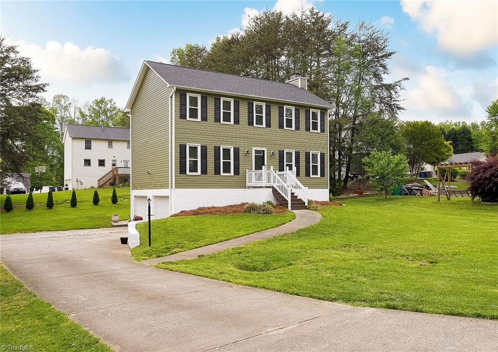 4248 Yeaton Glen Circle, Winston-Salem