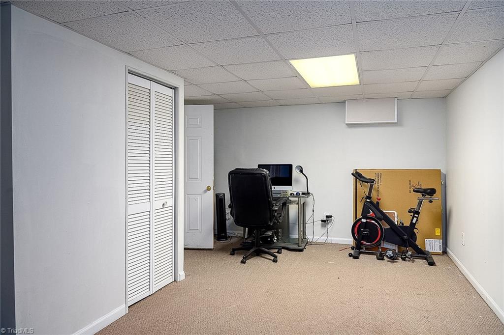 4248 Yeaton Glen Circle, Winston-Salem