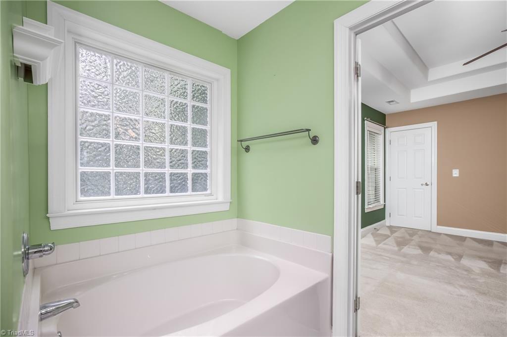 6004 Delburg Drive, Winston-Salem