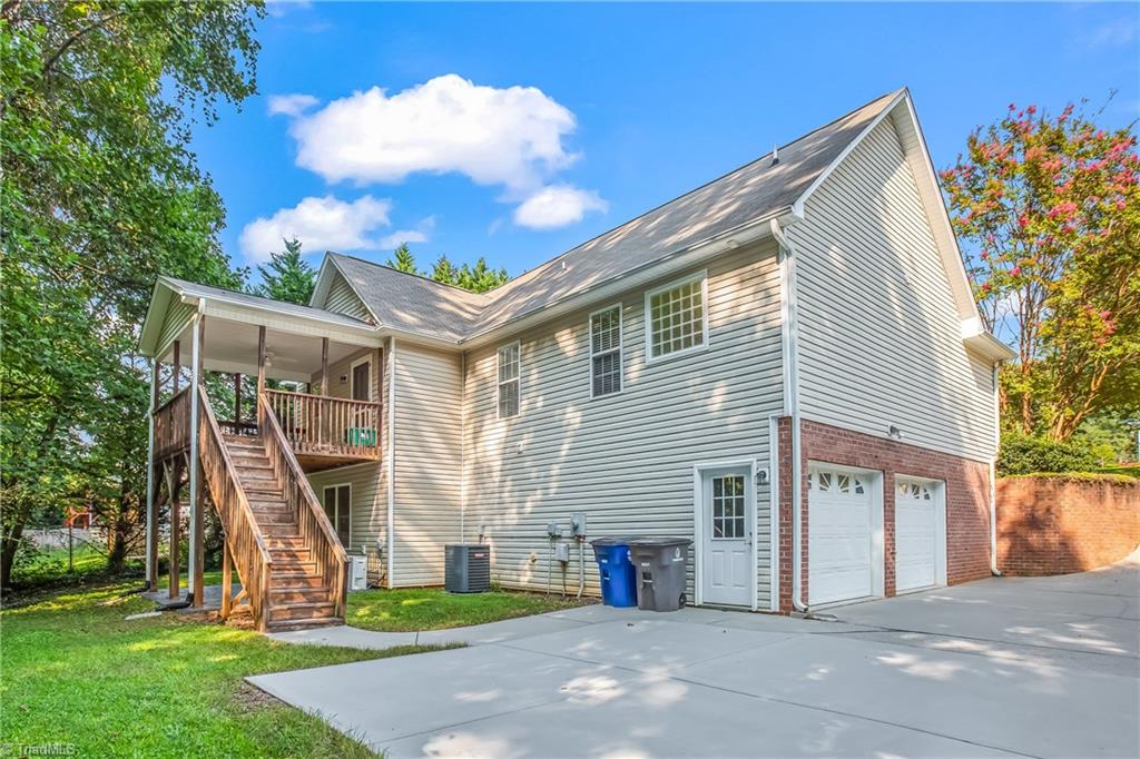 6004 Delburg Drive, Winston-Salem