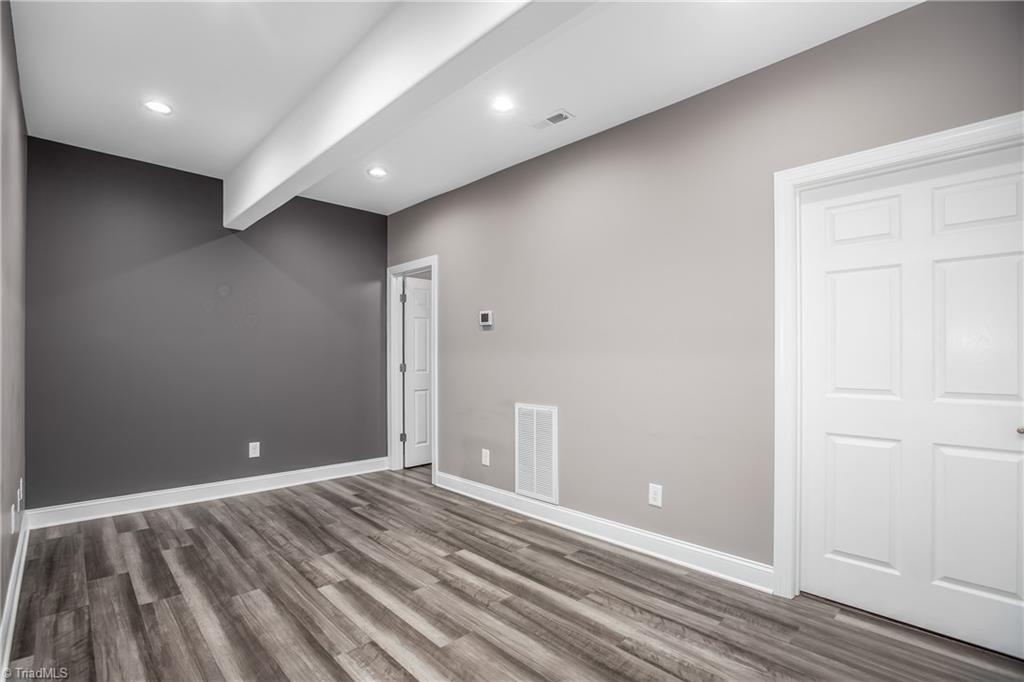 6004 Delburg Drive, Winston-Salem